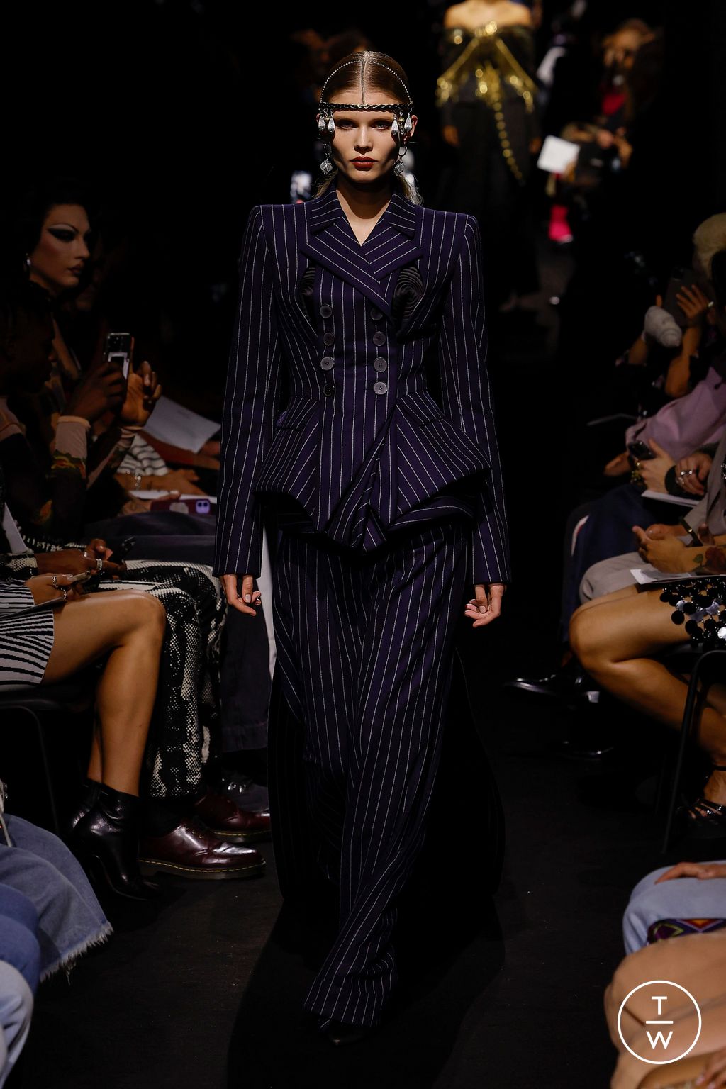 Fashion Week Paris Fall/Winter 2023 look 2 from the Jean Paul Gaultier collection couture