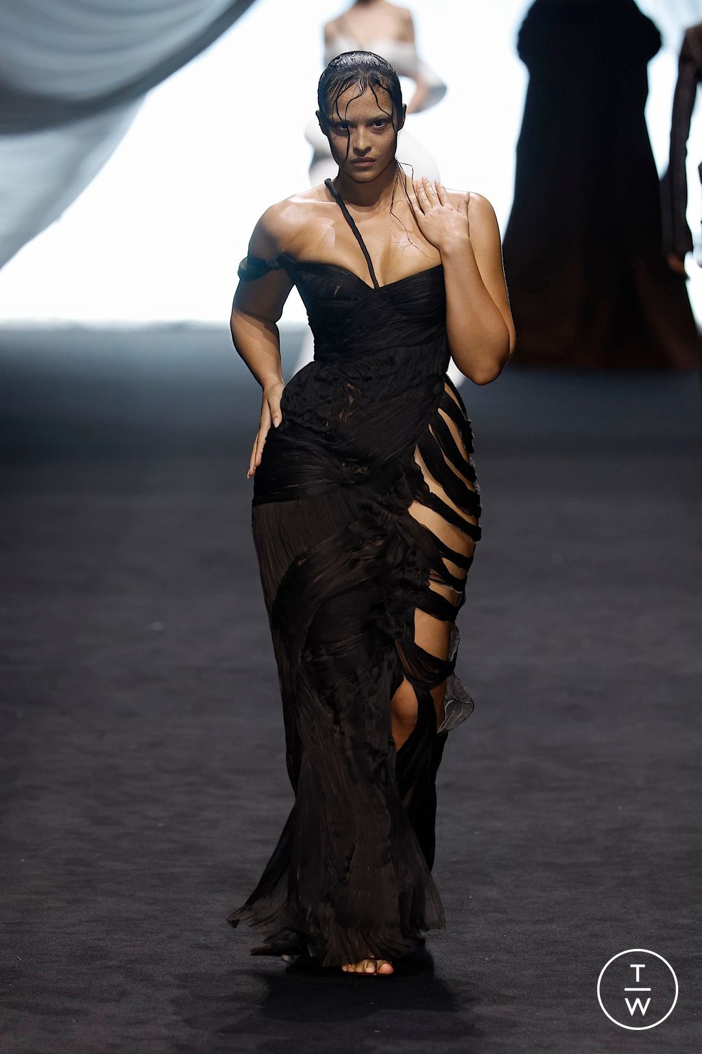 Fashion Week Paris Spring/Summer 2025 look 16 from the Jean Paul Gaultier collection couture