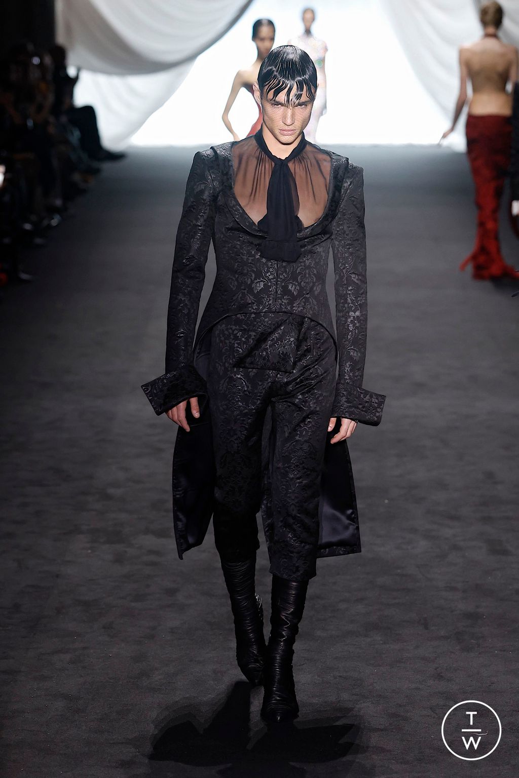 Fashion Week Paris Spring/Summer 2025 look 55 from the Jean Paul Gaultier collection couture