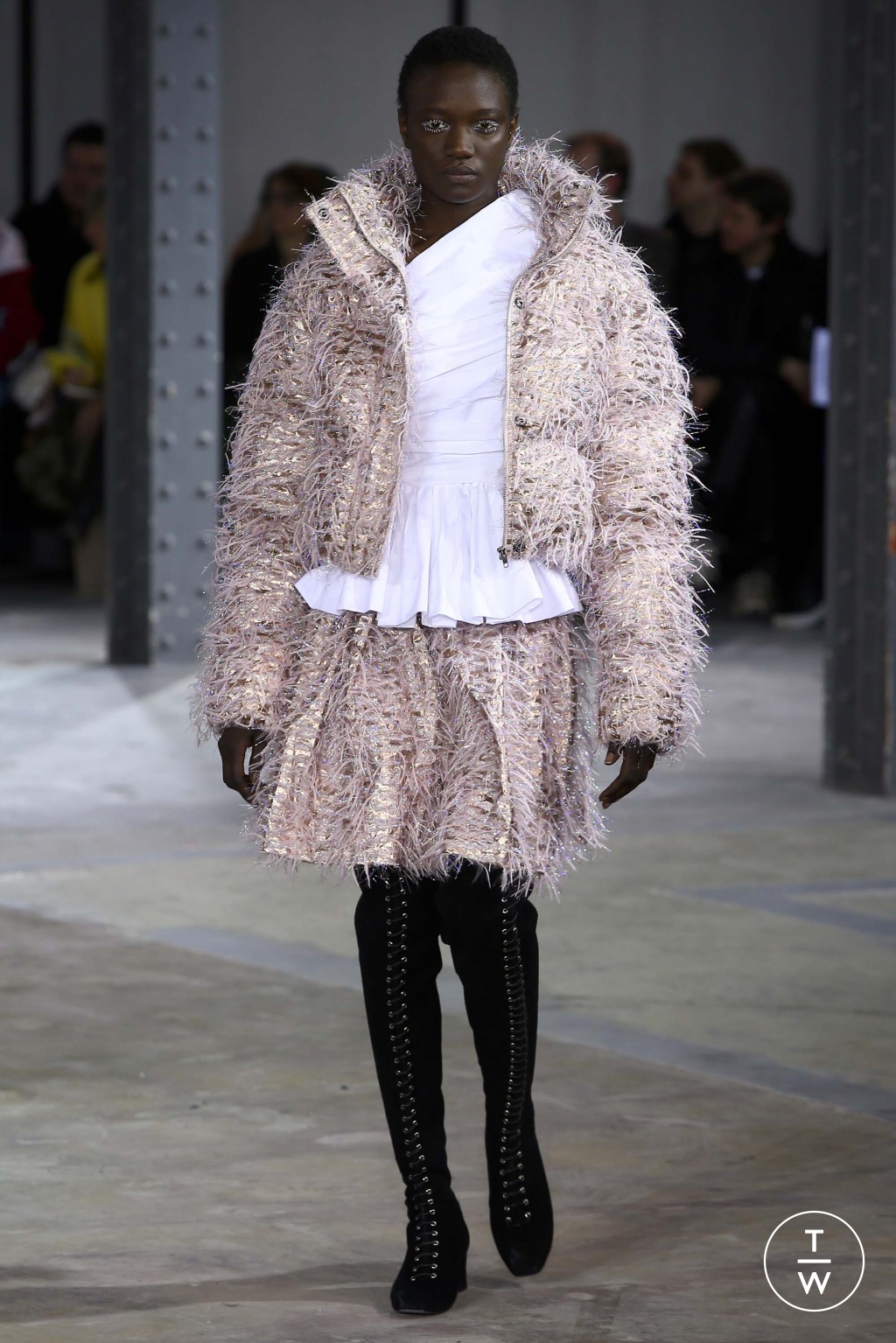 Fashion Week Paris Fall/Winter 2018 look 33 from the Anaïs Jourden collection 女装