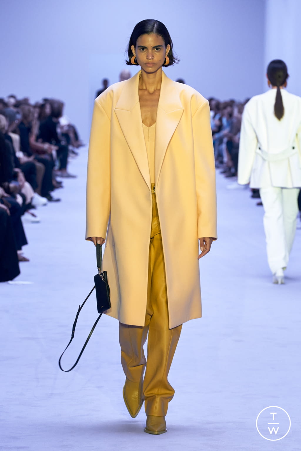 Fashion Week Milan Spring/Summer 2022 look 6 de la collection Jil Sander womenswear