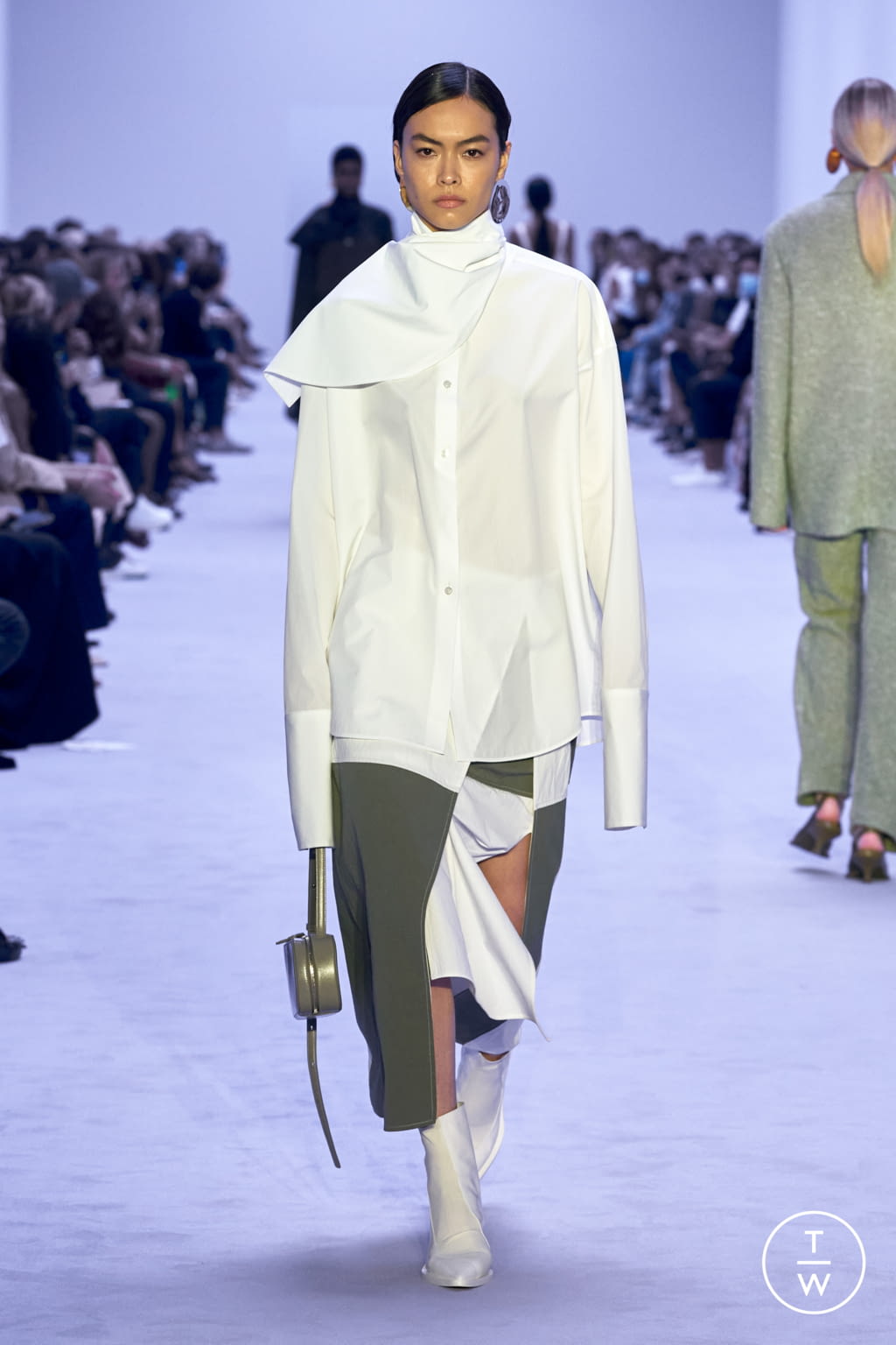 Fashion Week Milan Spring/Summer 2022 look 11 from the Jil Sander collection 女装
