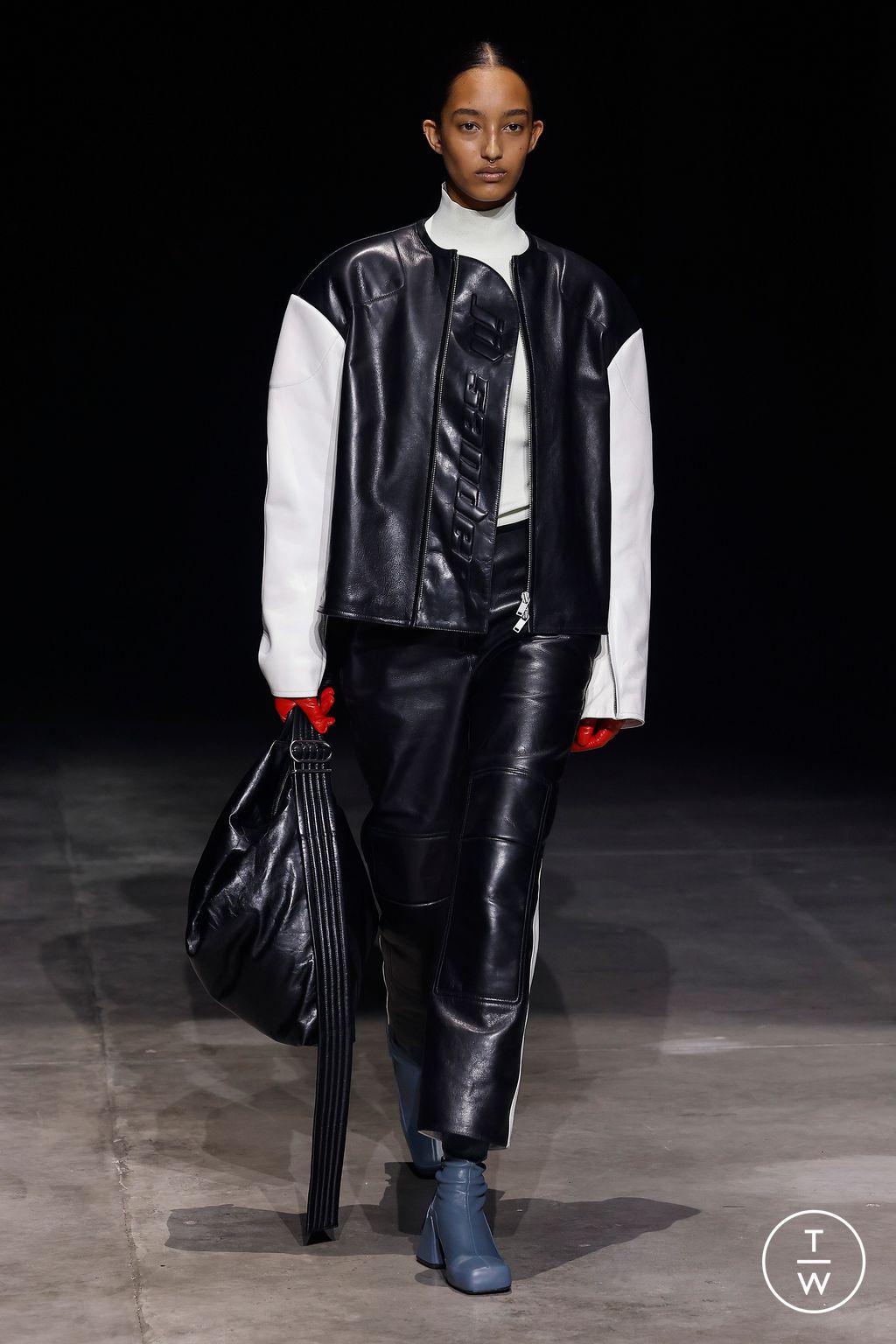 Fashion Week Milan Fall/Winter 2023 look 1 from the Jil Sander collection womenswear
