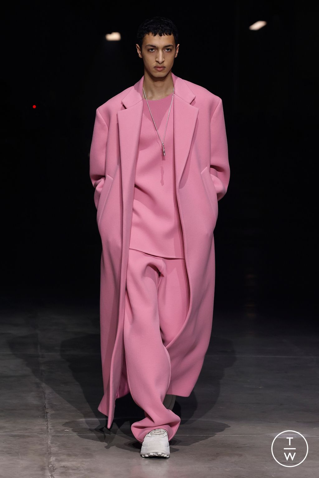 Fashion Week Milan Fall/Winter 2023 look 28 from the Jil Sander collection 女装