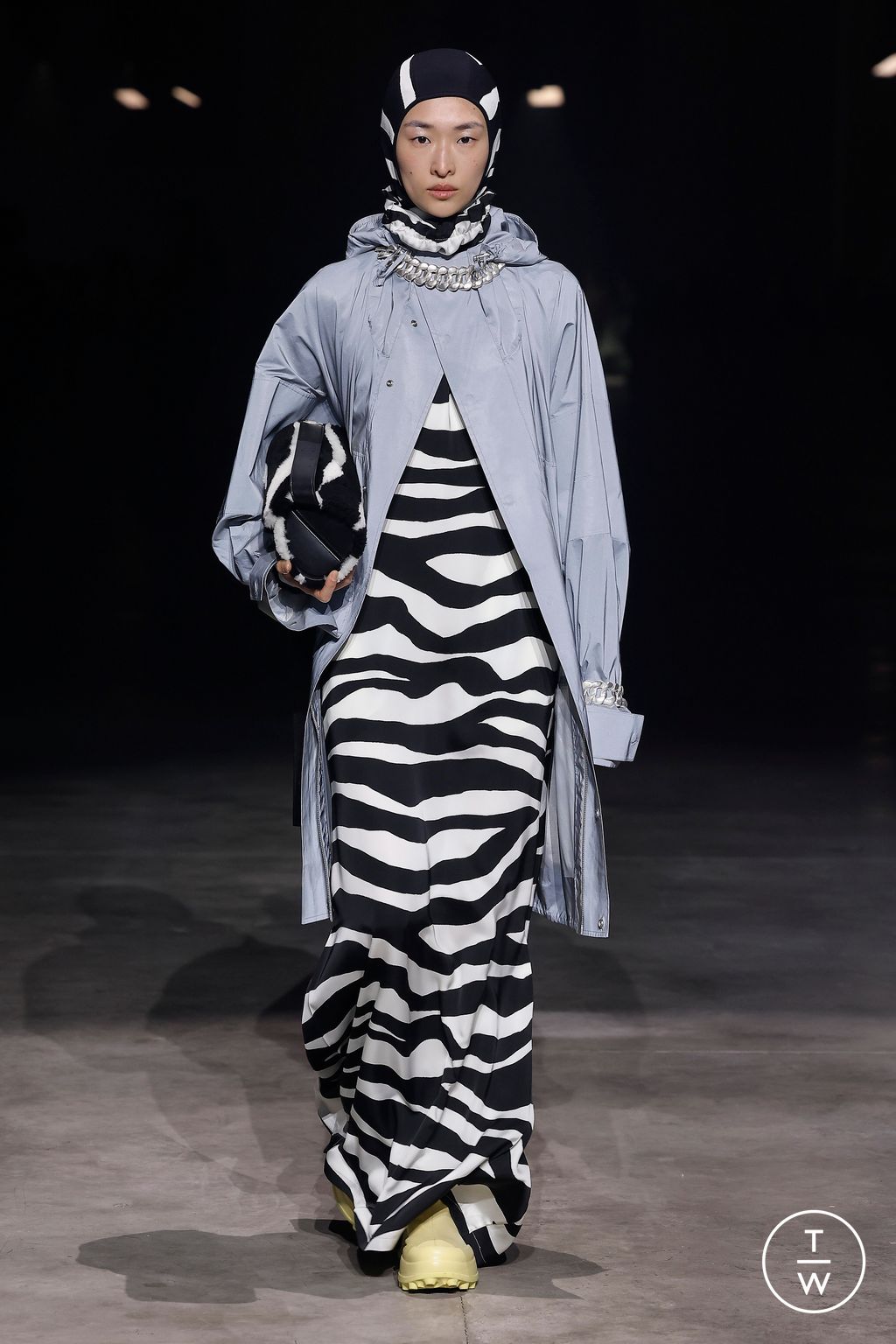 Fashion Week Milan Fall/Winter 2023 look 46 from the Jil Sander collection womenswear