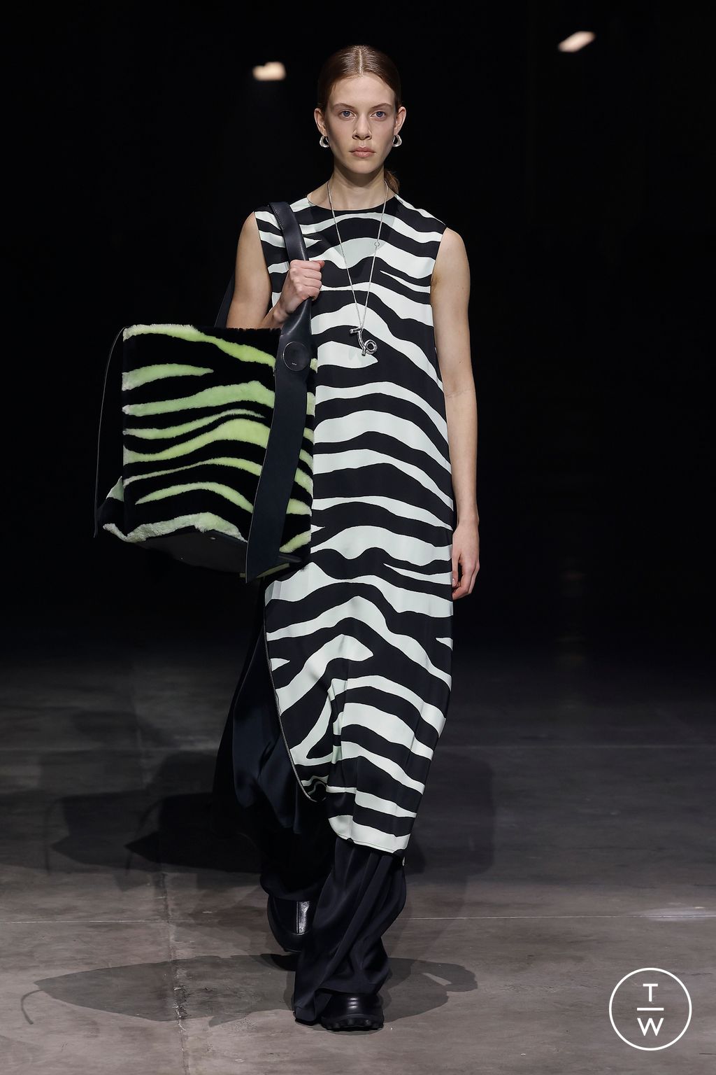 Fashion Week Milan Fall/Winter 2023 look 47 from the Jil Sander collection womenswear
