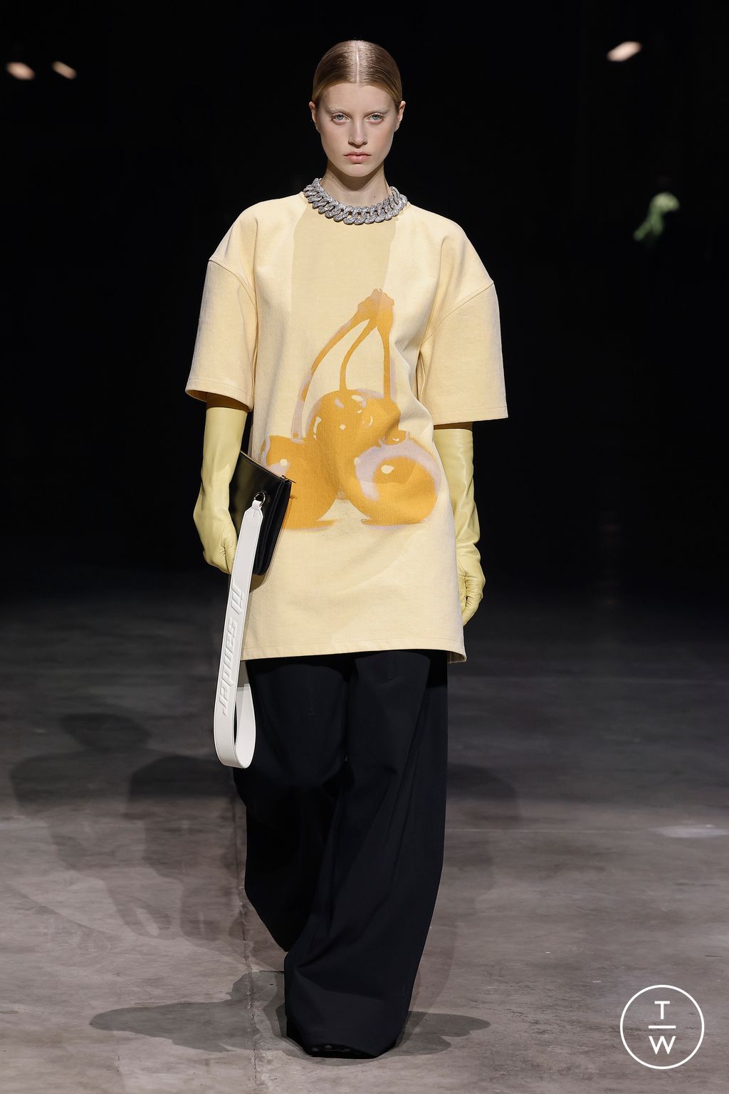 Fashion Week Milan Fall/Winter 2023 look 41 from the Jil Sander collection womenswear