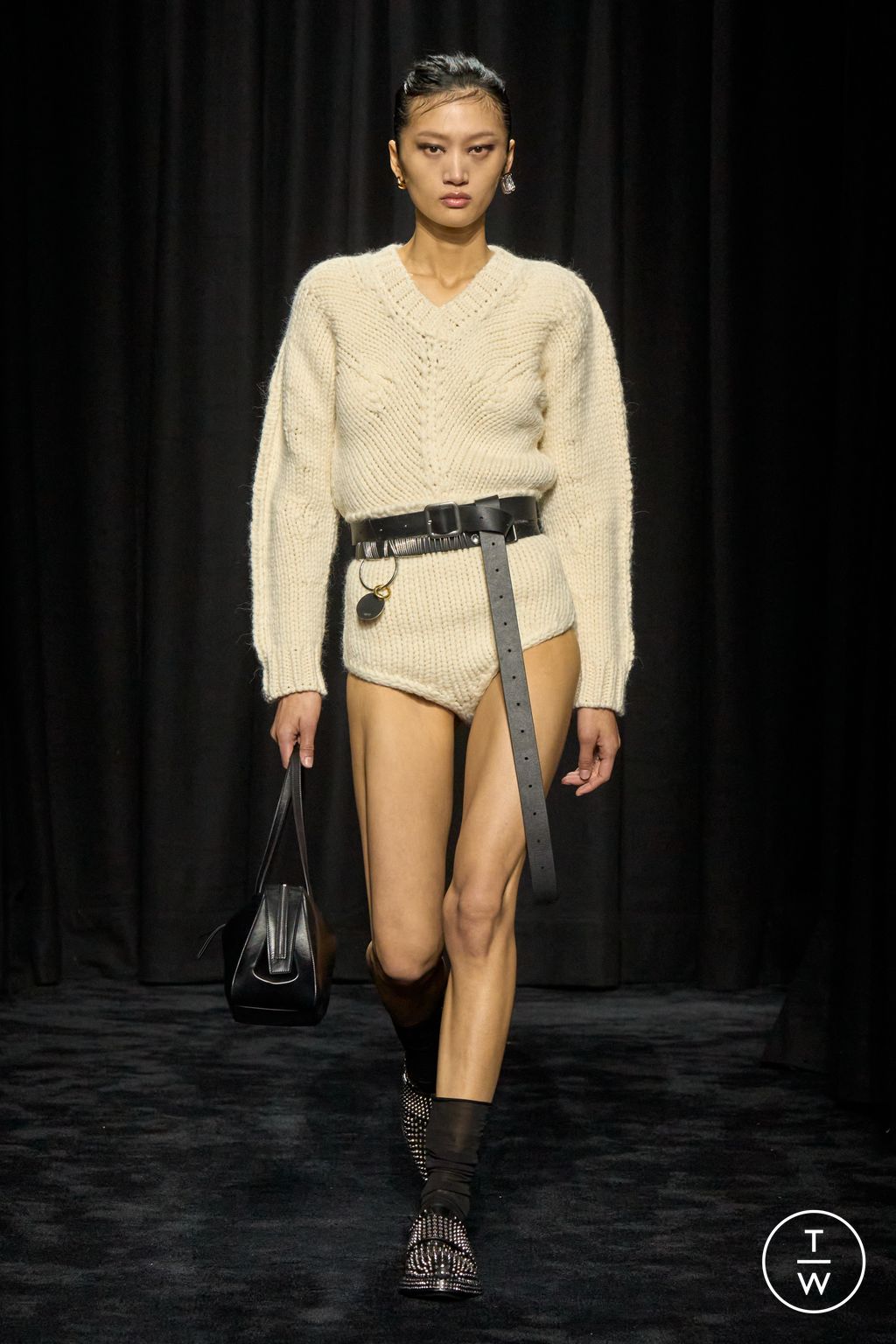 Fashion Week Milan Fall/Winter 2025 look 24 from the Jil Sander collection womenswear