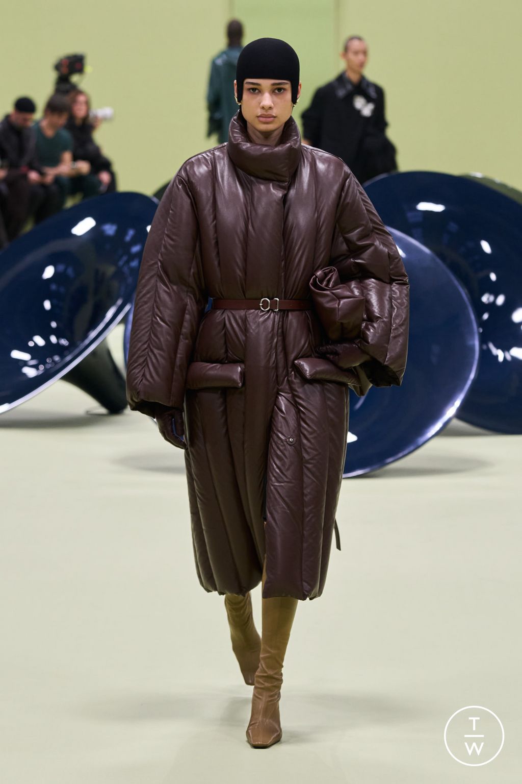 Fashion Week Milan Fall/Winter 2024 look 23 from the Jil Sander collection womenswear