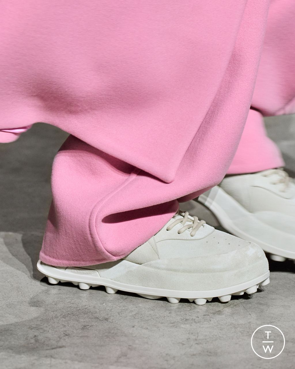 Fashion Week Milan Fall/Winter 2023 look 6 from the Jil Sander collection womenswear accessories
