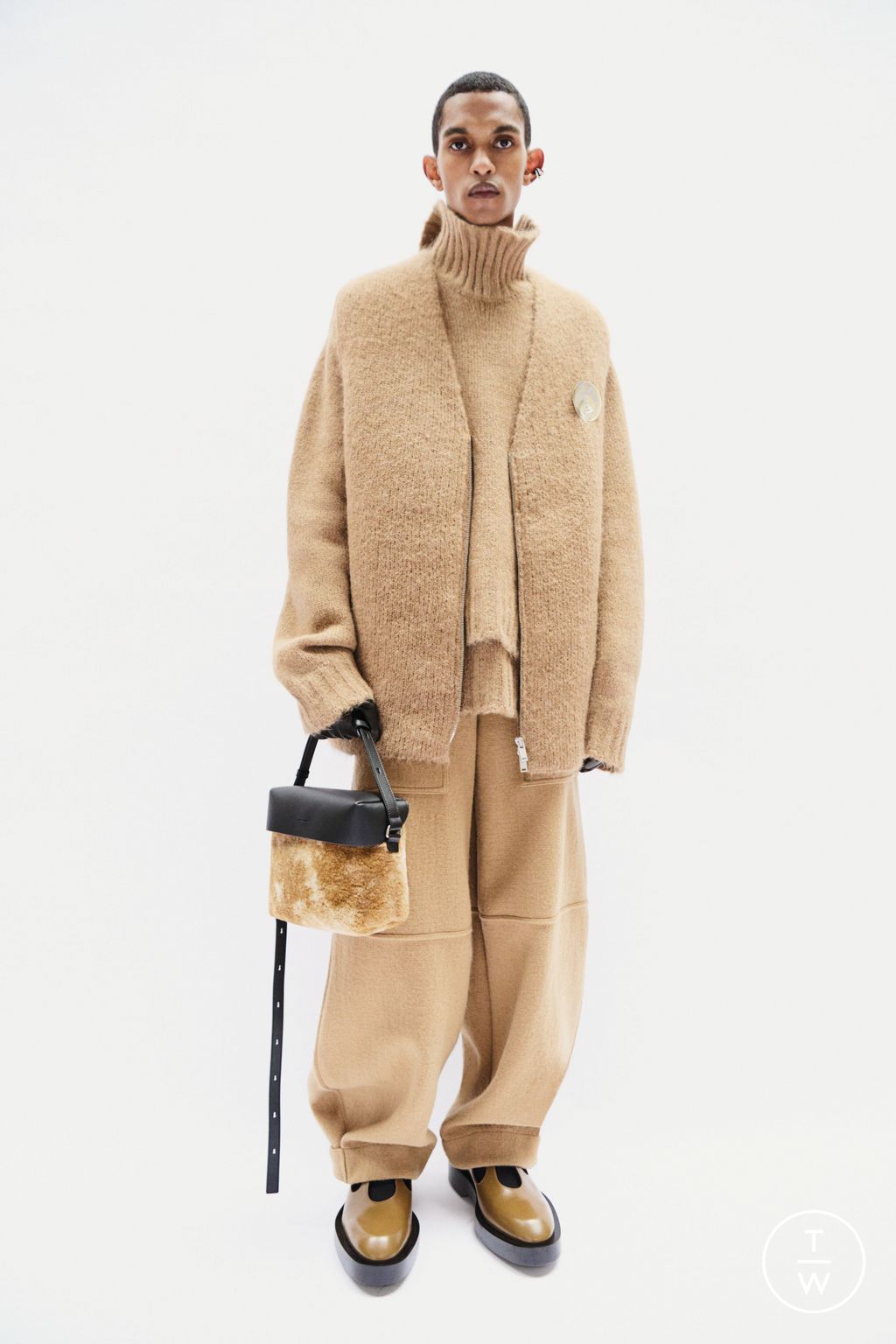 Fashion Week Milan Pre-Fall 2024 look 12 from the Jil Sander collection menswear