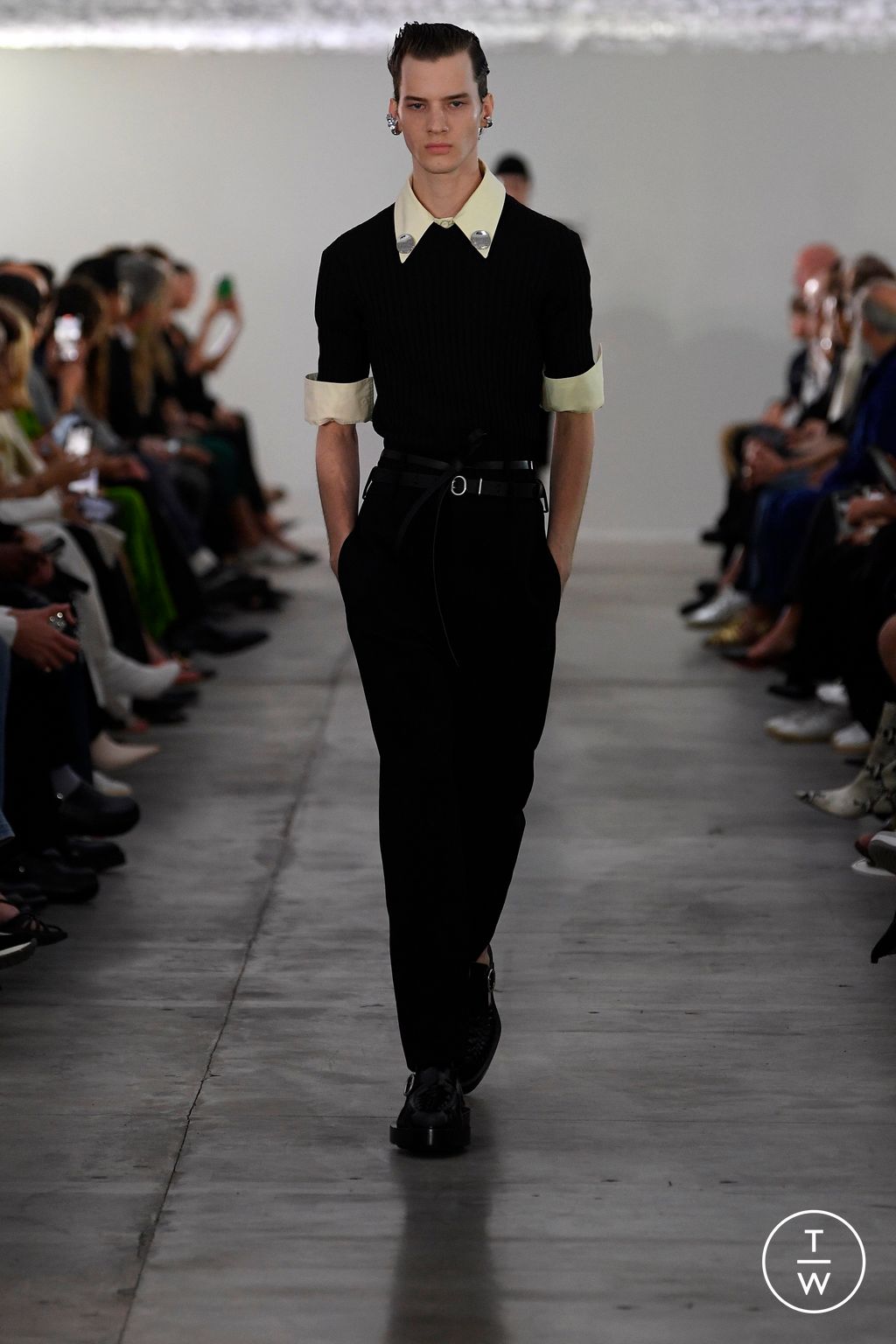 Fashion Week Milan Spring/Summer 2024 look 7 from the Jil Sander collection womenswear