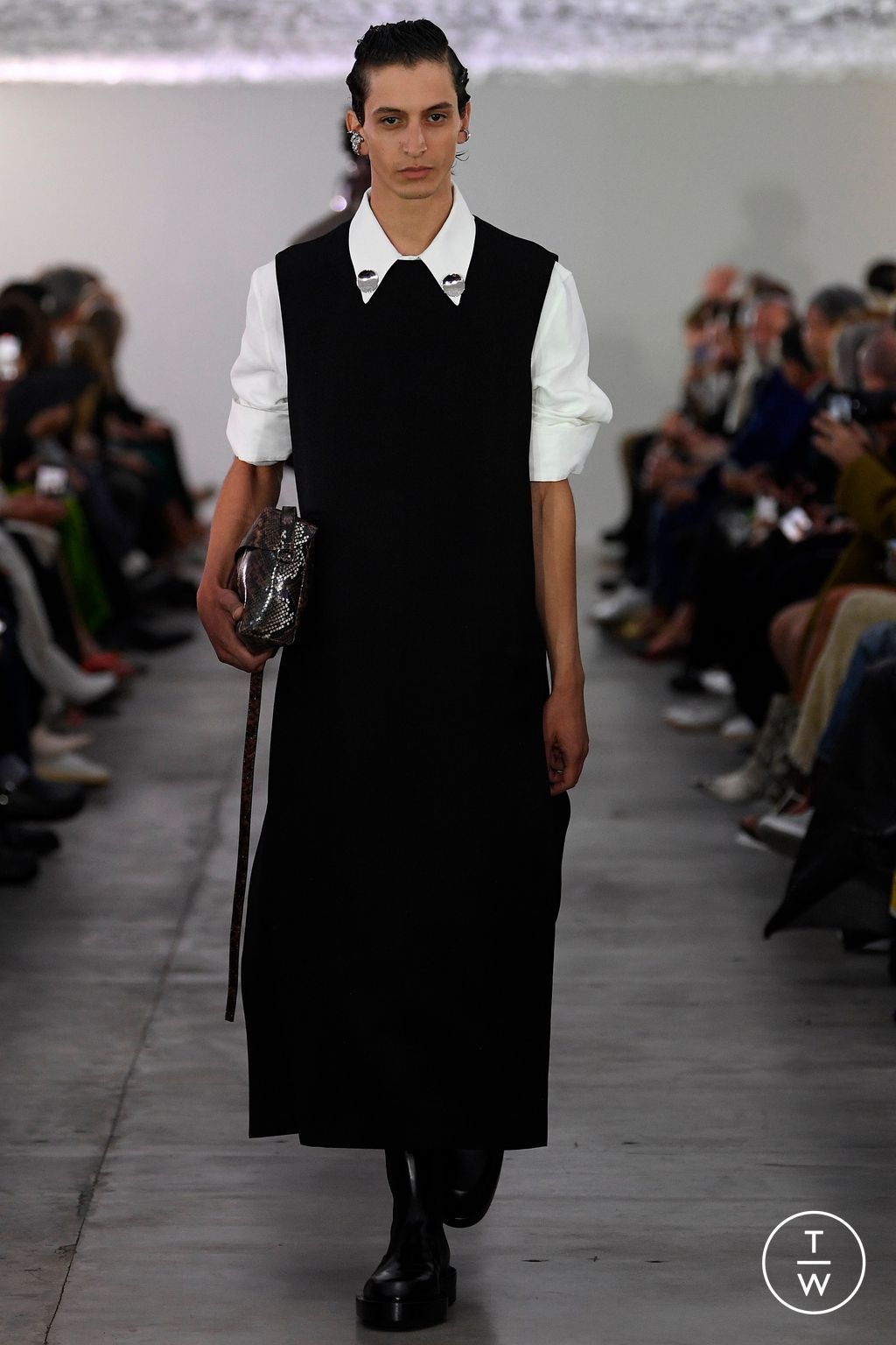 Fashion Week Milan Spring/Summer 2024 look 12 from the Jil Sander collection womenswear