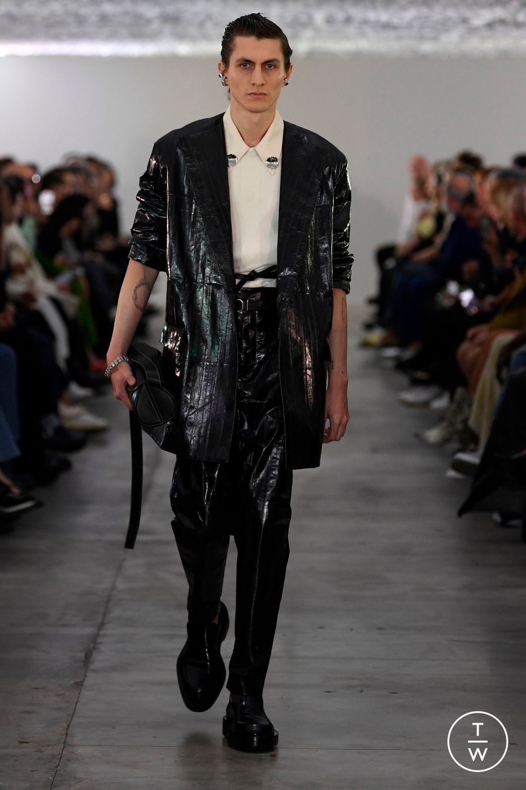Fashion Week Milan Spring/Summer 2024 look 28 from the Jil Sander collection 女装