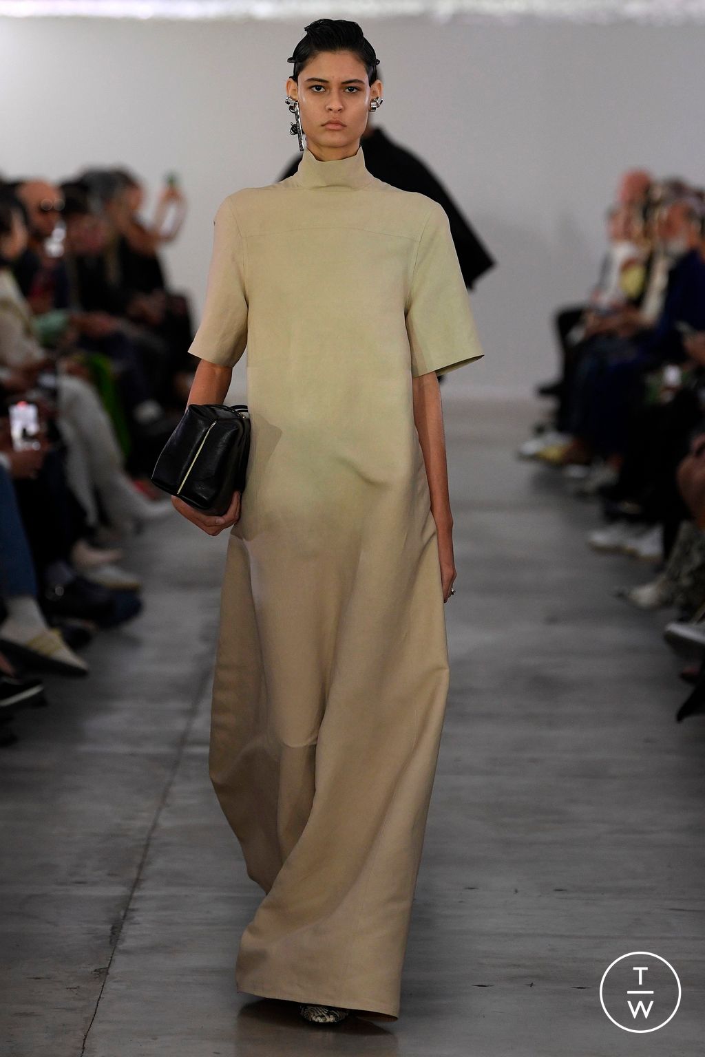 Fashion Week Milan Spring/Summer 2024 look 39 from the Jil Sander collection womenswear