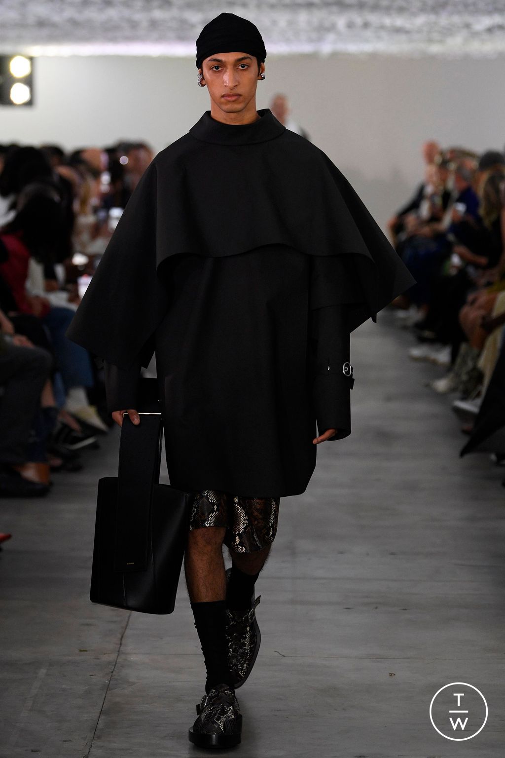 Fashion Week Milan Spring/Summer 2024 look 40 from the Jil Sander collection womenswear