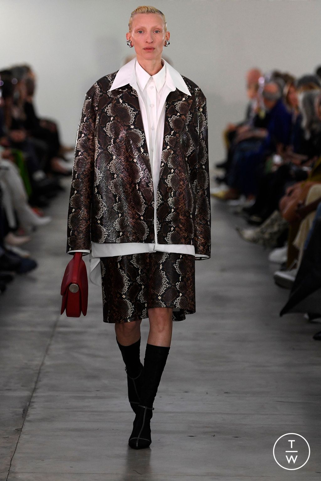 Fashion Week Milan Spring/Summer 2024 look 41 from the Jil Sander collection 女装
