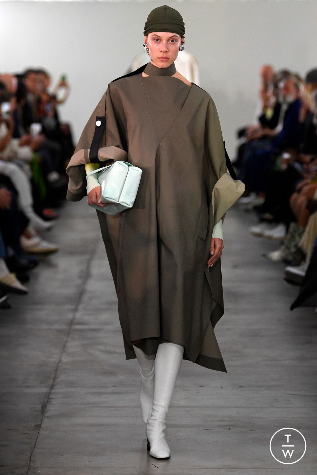Fashion Week Milan Spring/Summer 2024 look 47 from the Jil Sander collection 女装
