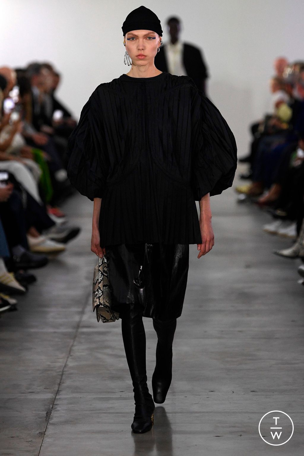 Fashion Week Milan Spring/Summer 2024 look 64 from the Jil Sander collection 女装