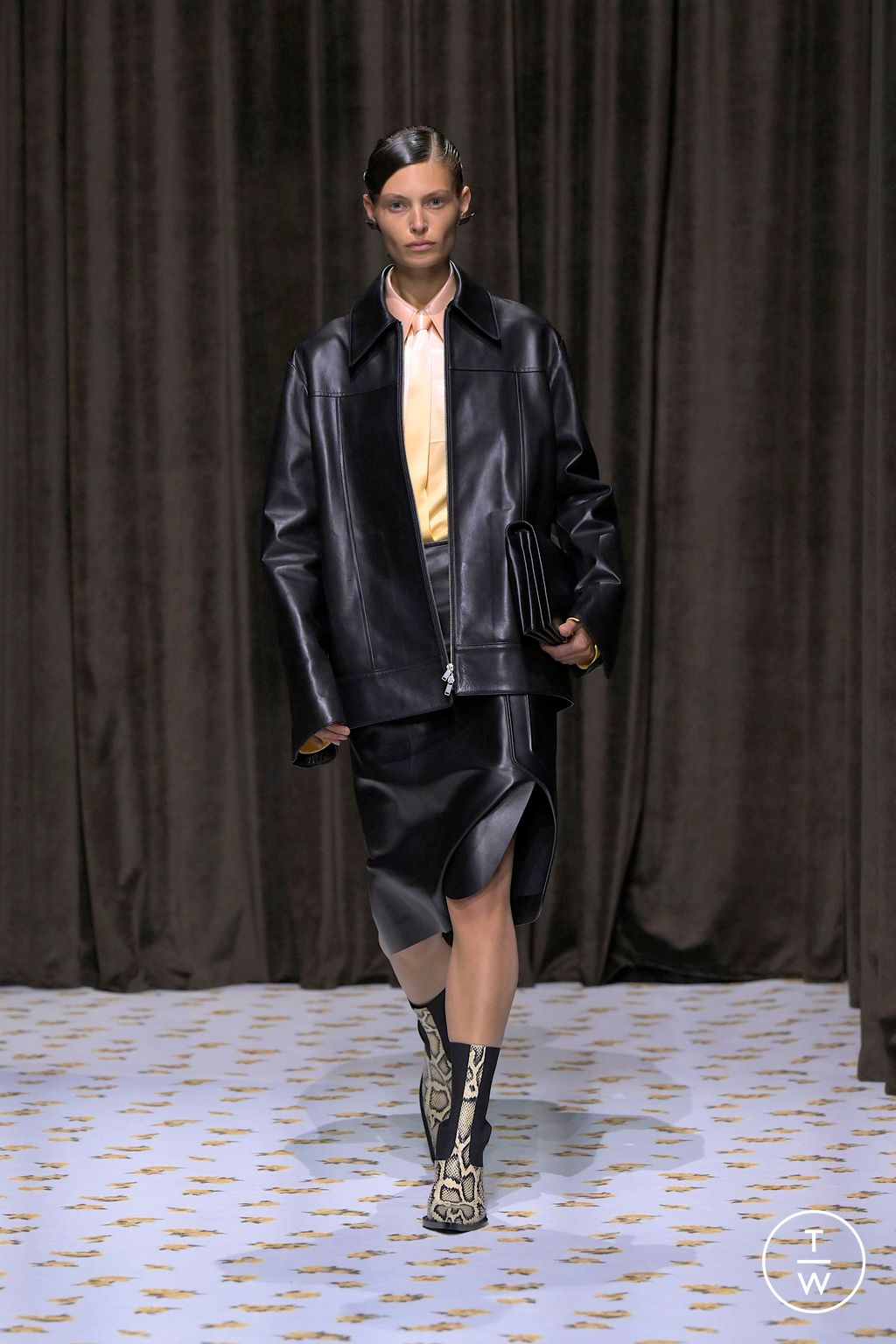 Fashion Week Milan Spring/Summer 2025 look 11 from the Jil Sander collection womenswear
