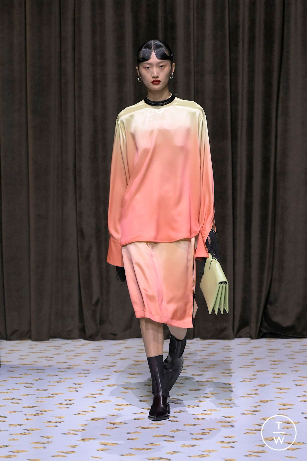 Fashion Week Milan Spring/Summer 2025 look 12 from the Jil Sander collection womenswear