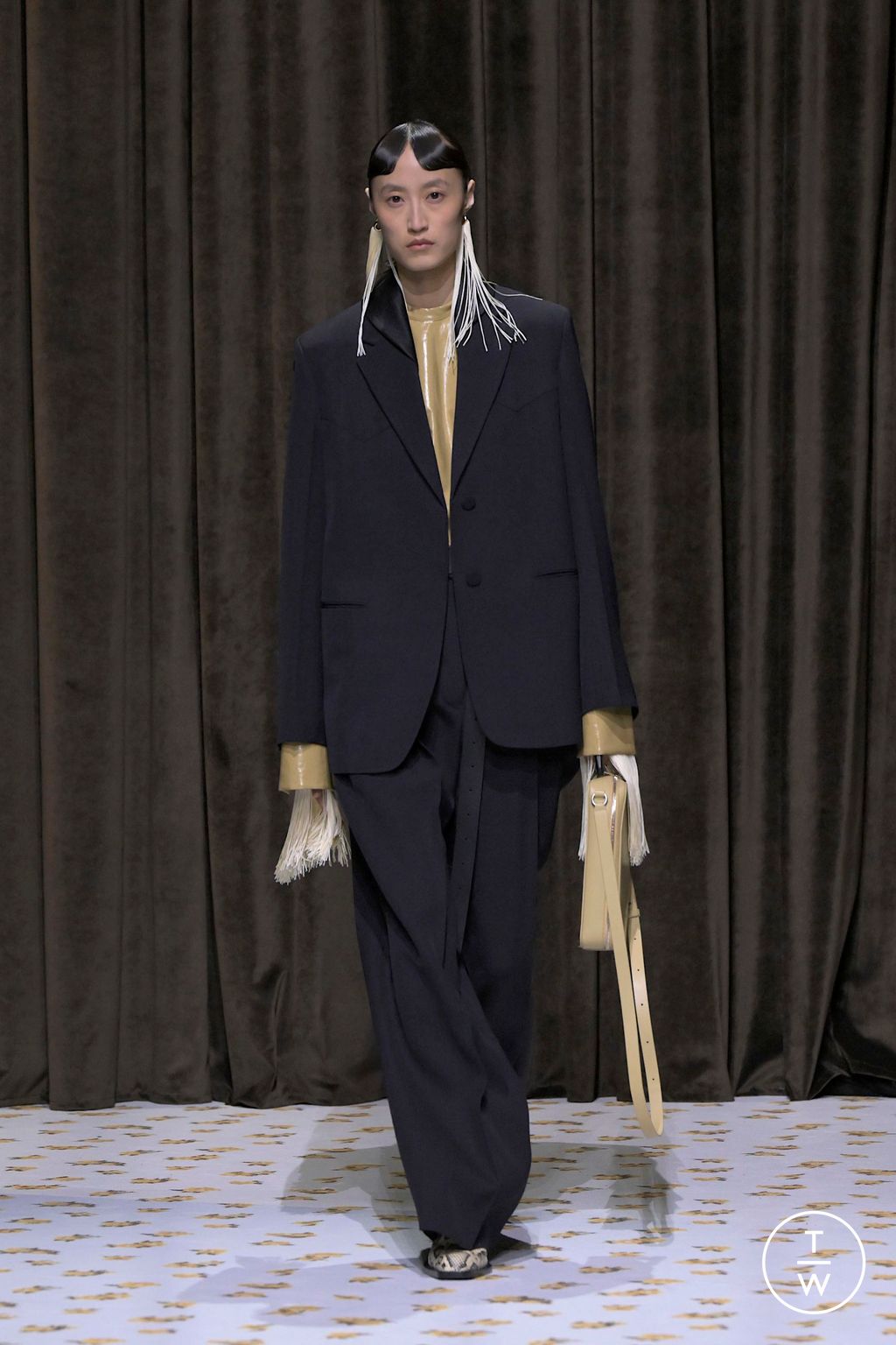 Fashion Week Milan Spring/Summer 2025 look 22 from the Jil Sander collection 女装
