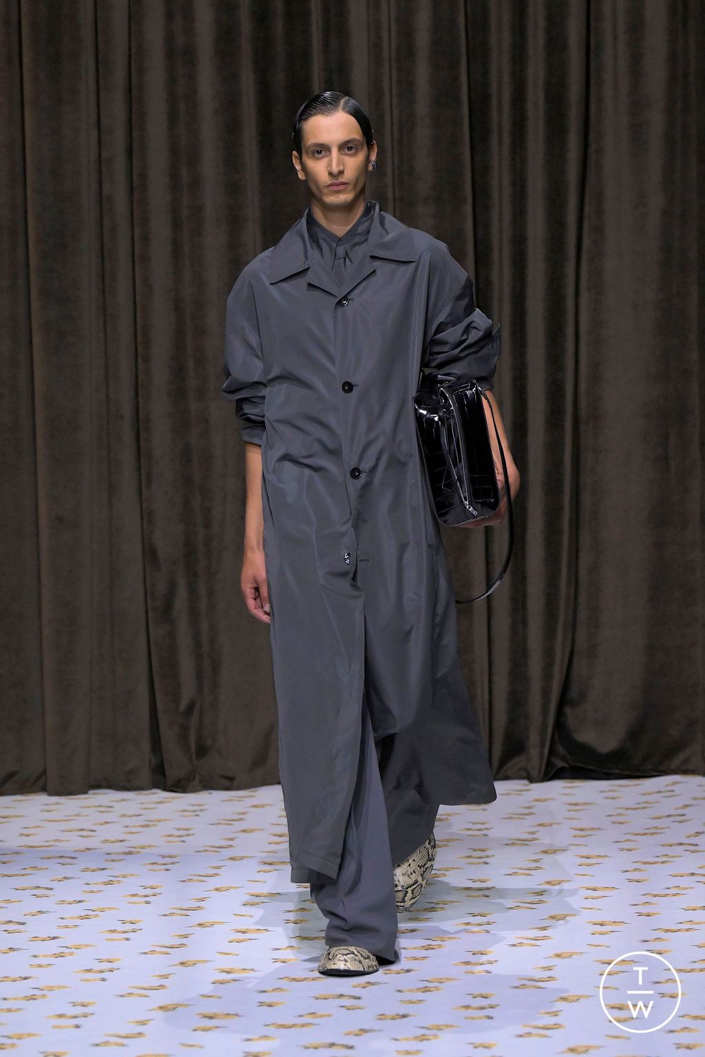 Fashion Week Milan Spring/Summer 2025 look 42 from the Jil Sander collection womenswear