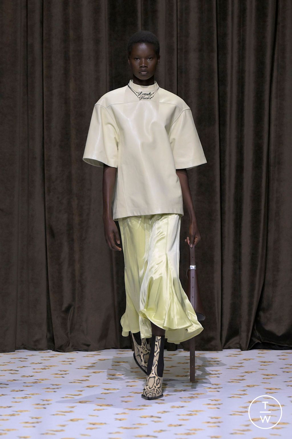 Fashion Week Milan Spring/Summer 2025 look 48 from the Jil Sander collection womenswear