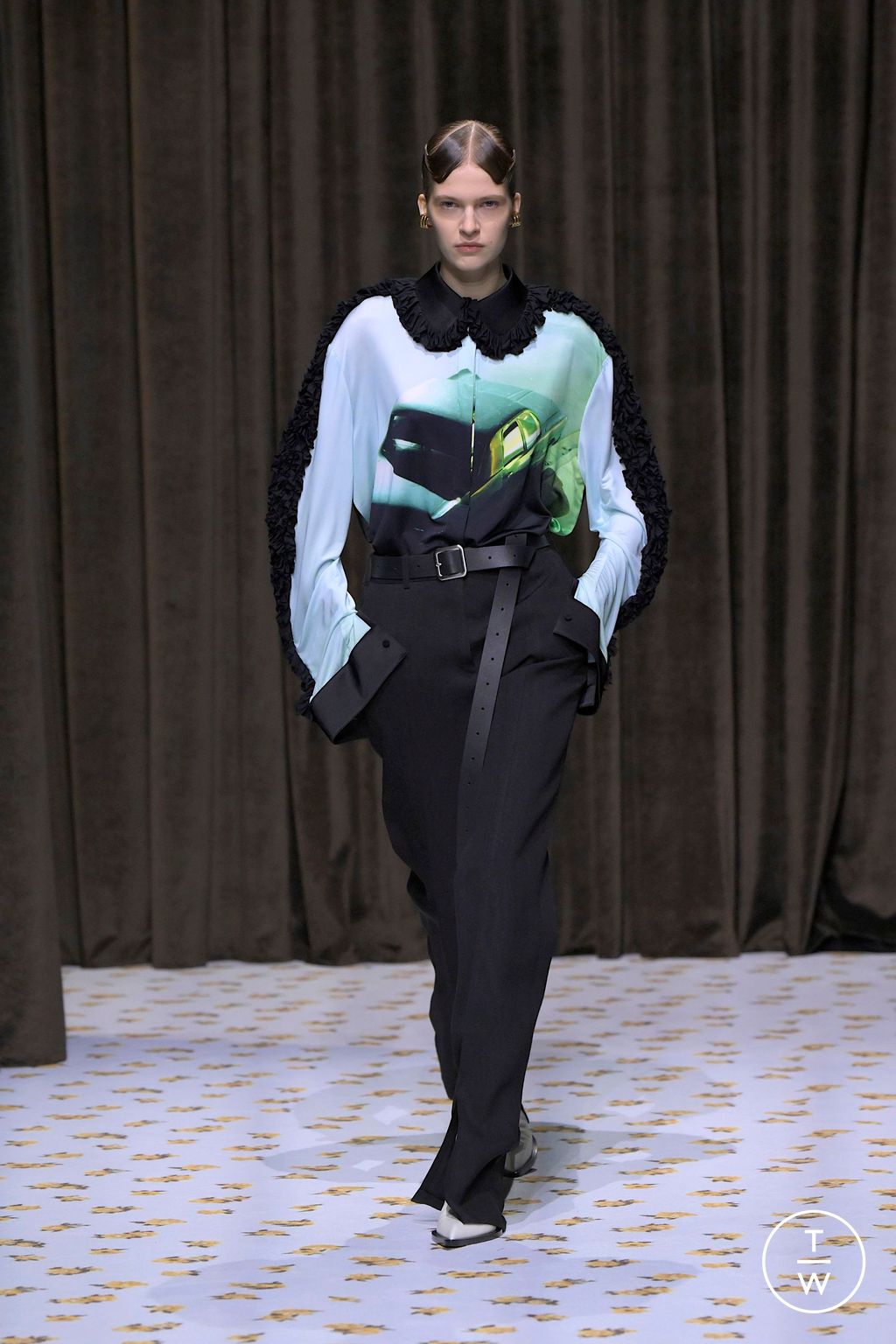 Fashion Week Milan Spring/Summer 2025 look 56 from the Jil Sander collection womenswear