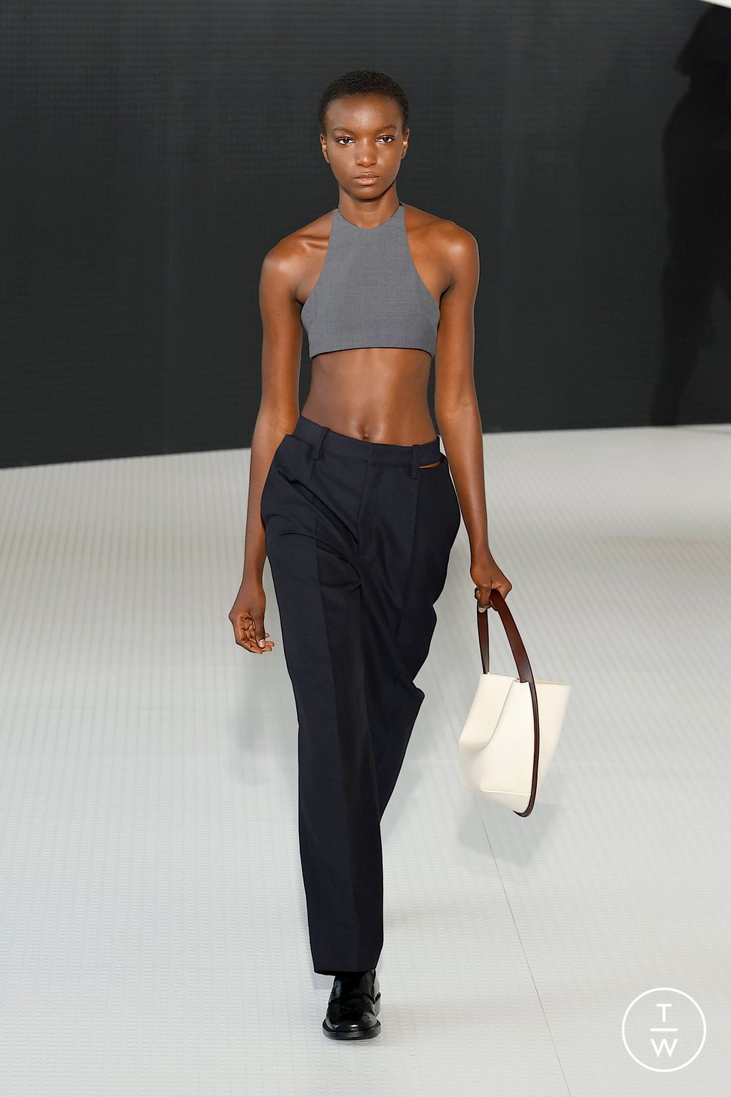 Fashion Week Milan Spring/Summer 2026 look 25 from the Jil Sander collection womenswear