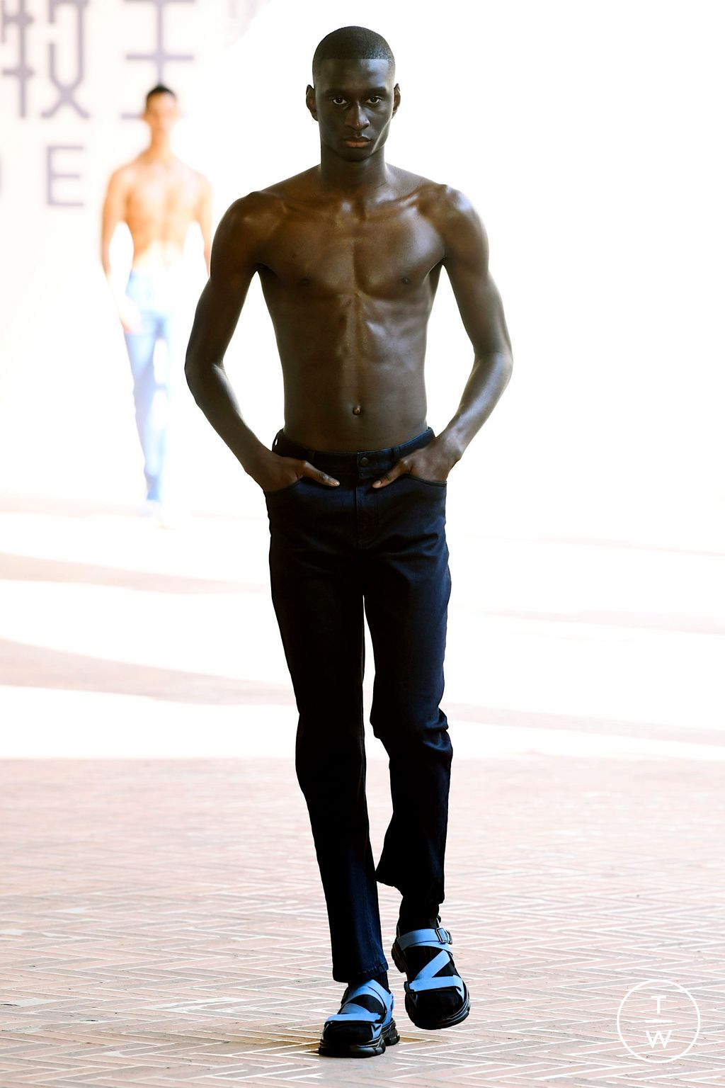 Fashion Week Milan Spring/Summer 2023 look 15 from the JOEONE collection menswear