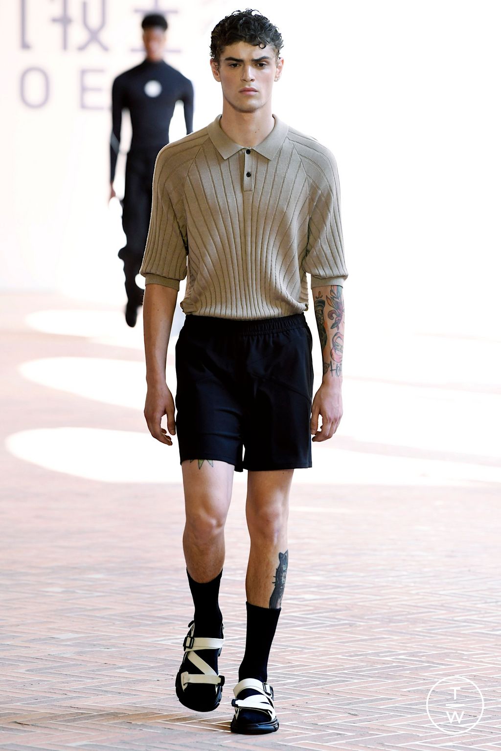 Fashion Week Milan Spring/Summer 2023 look 43 from the JOEONE collection menswear