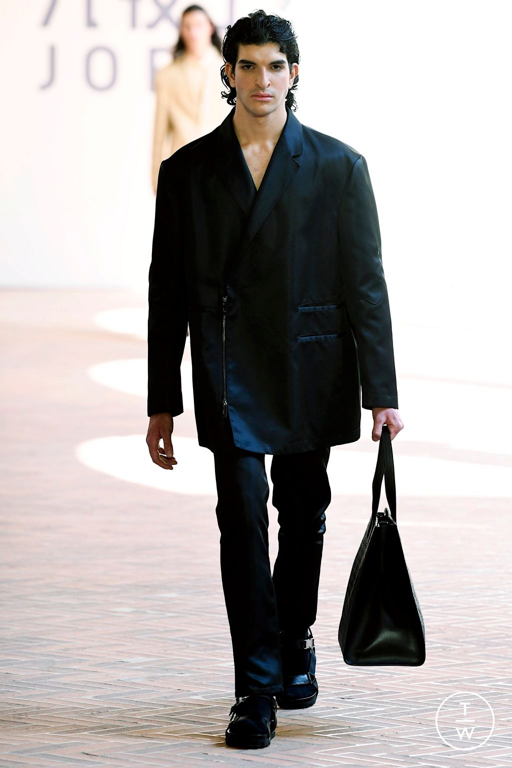 Fashion Week Milan Spring/Summer 2023 look 46 from the JOEONE collection 男装