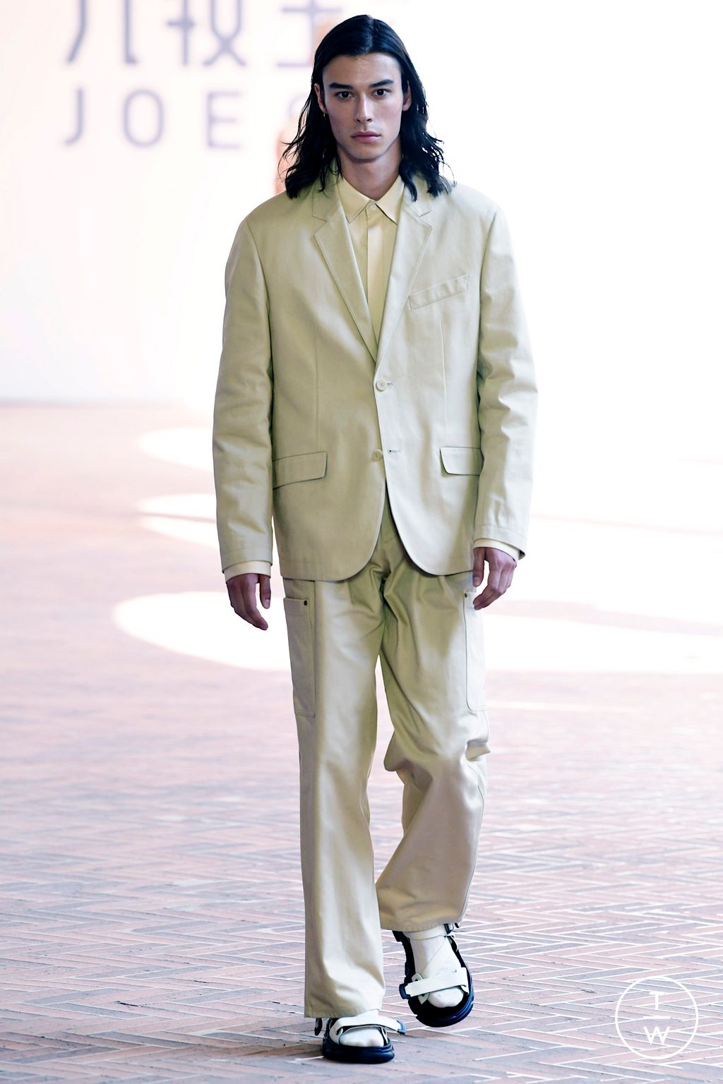 Fashion Week Milan Spring/Summer 2023 look 47 from the JOEONE collection menswear