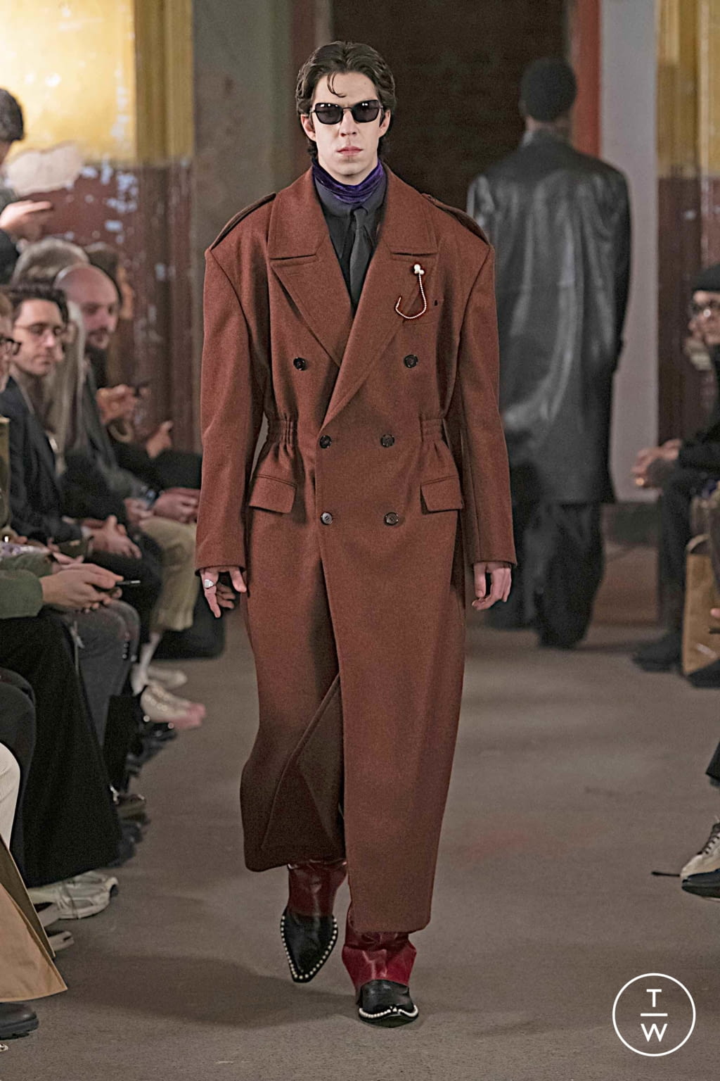 Fashion Week London Fall/Winter 2020 look 29 from the John Lawrence Sullivan collection 男装
