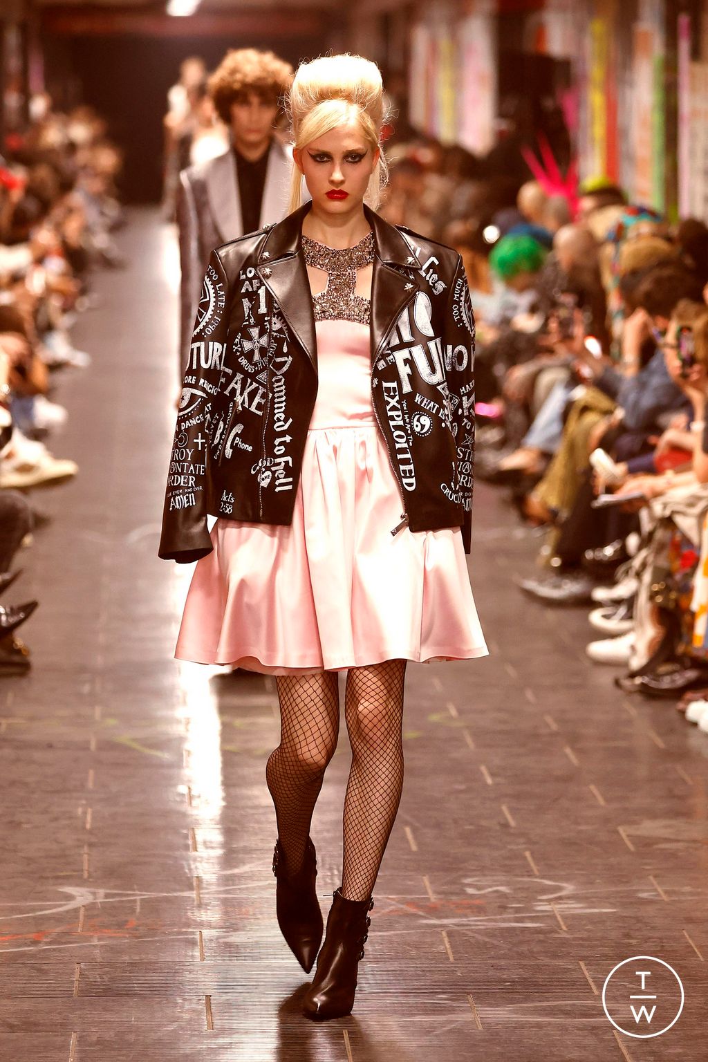 Fashion Week Milan Spring/Summer 2025 look 42 from the John Richmond collection menswear