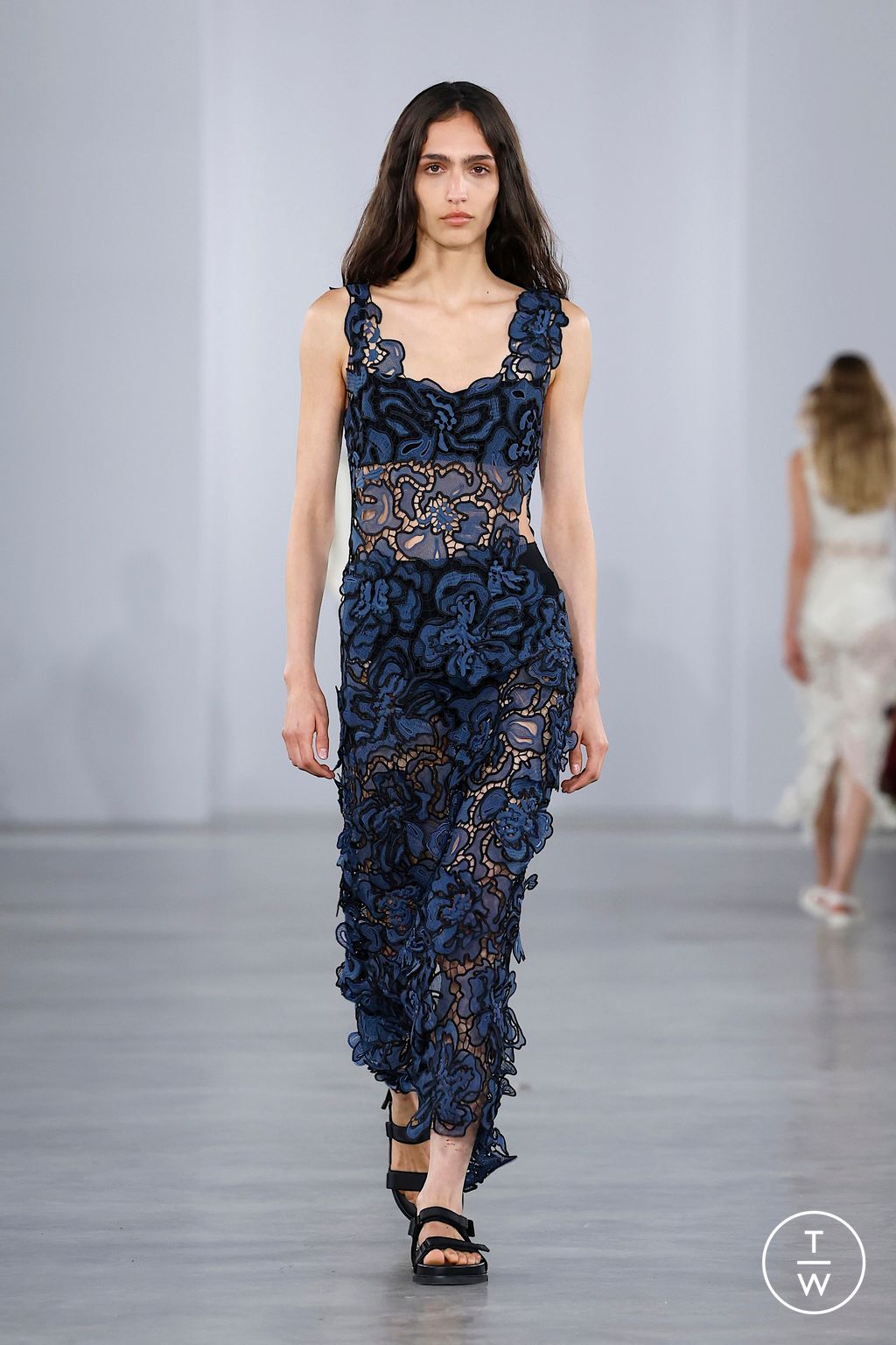 Fashion Week New York Spring/Summer 2026 look 3 from the Simkhai collection womenswear