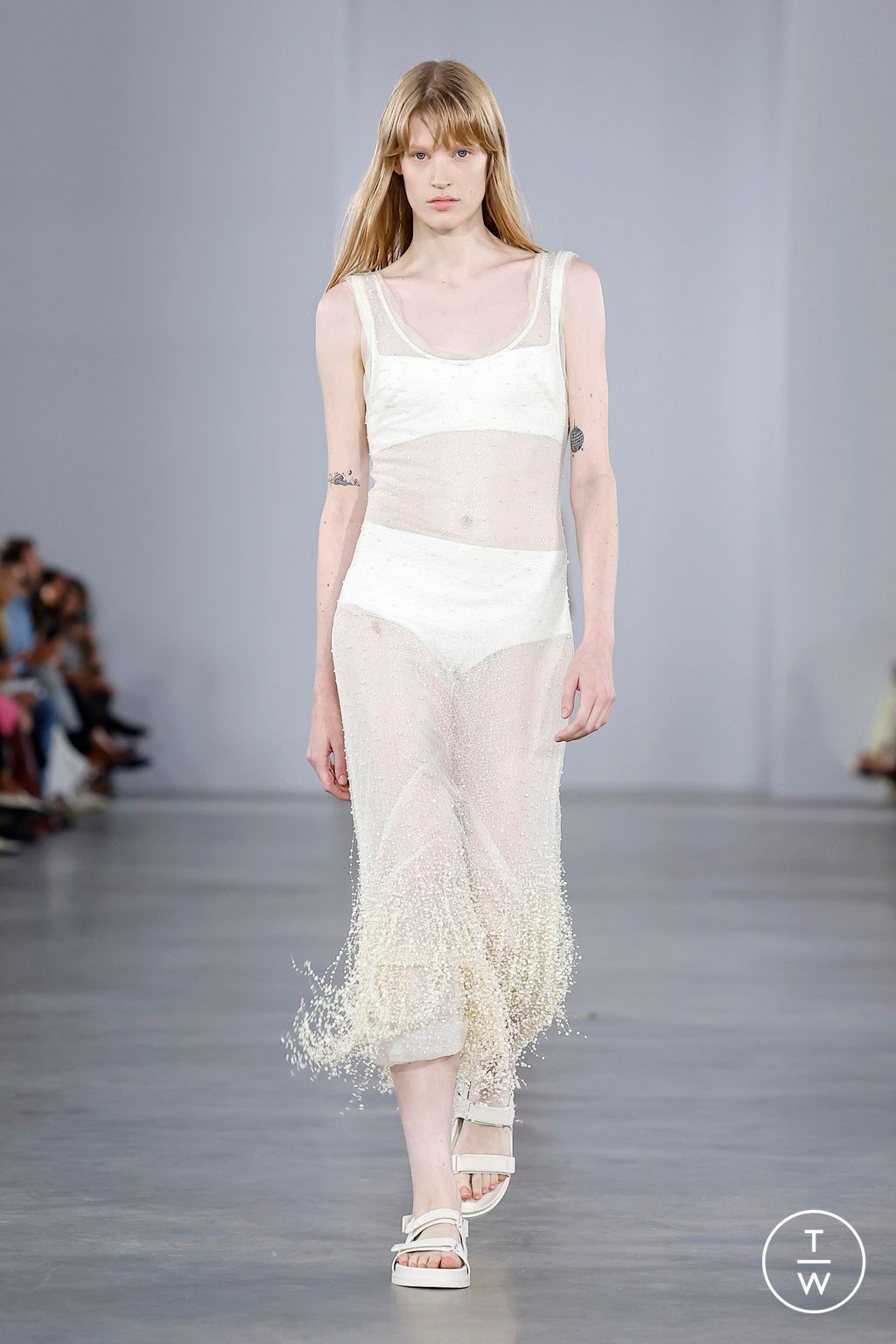 Fashion Week New York Spring/Summer 2026 look 8 from the Simkhai collection womenswear