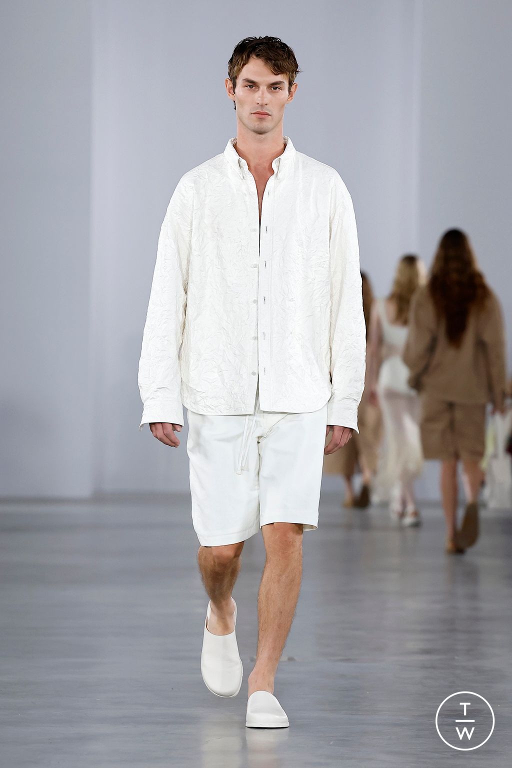 Fashion Week New York Spring/Summer 2026 look 11 from the Simkhai collection womenswear