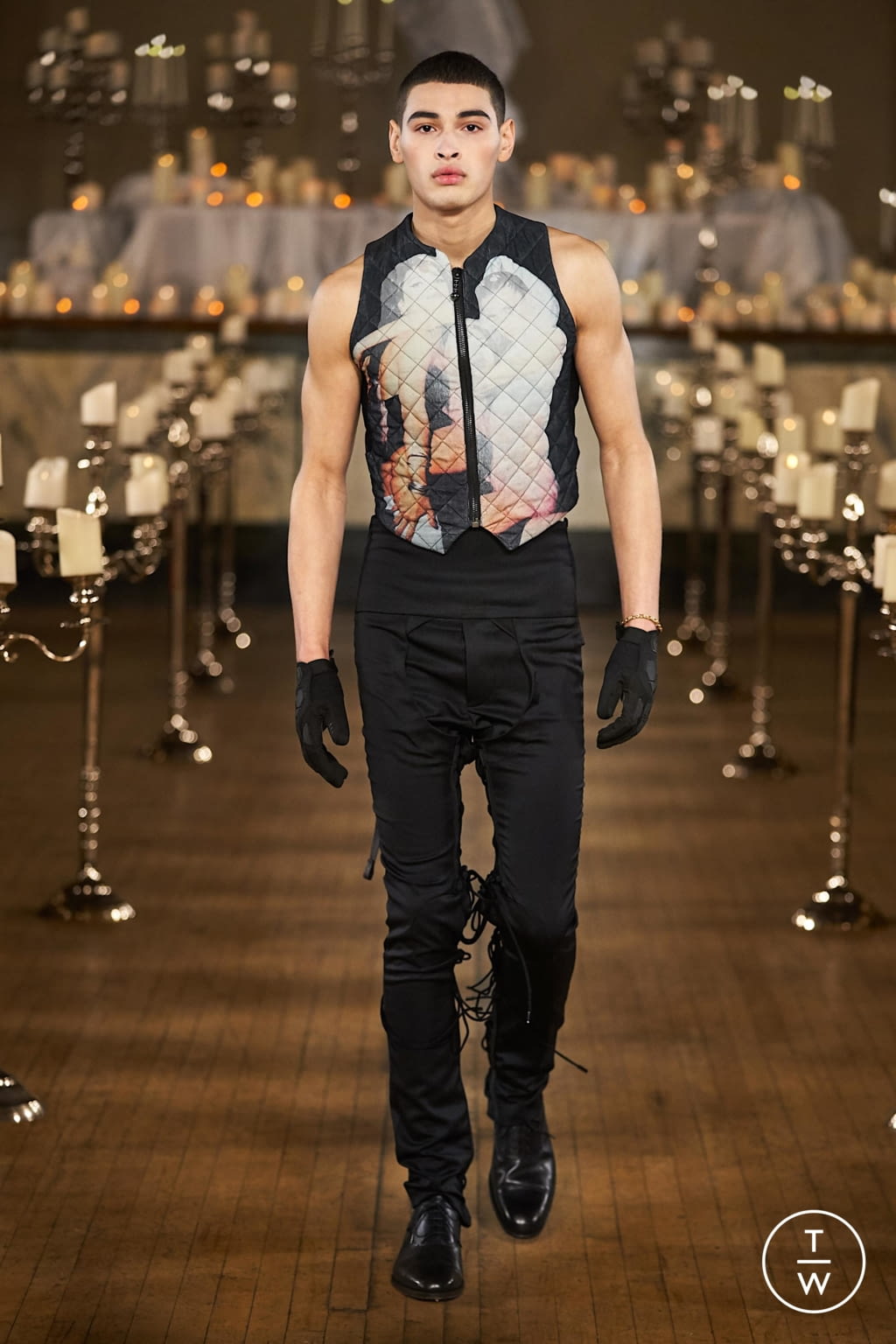 Fashion Week London Fall/Winter 2020 look 1 from the Jordanluca collection 男装