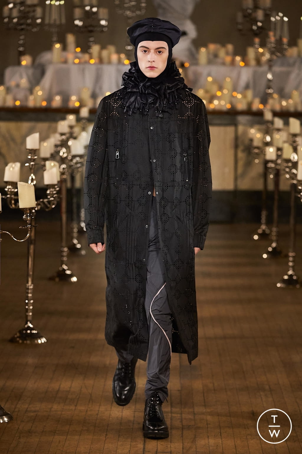 Fashion Week London Fall/Winter 2020 look 18 de la collection Jordanluca menswear