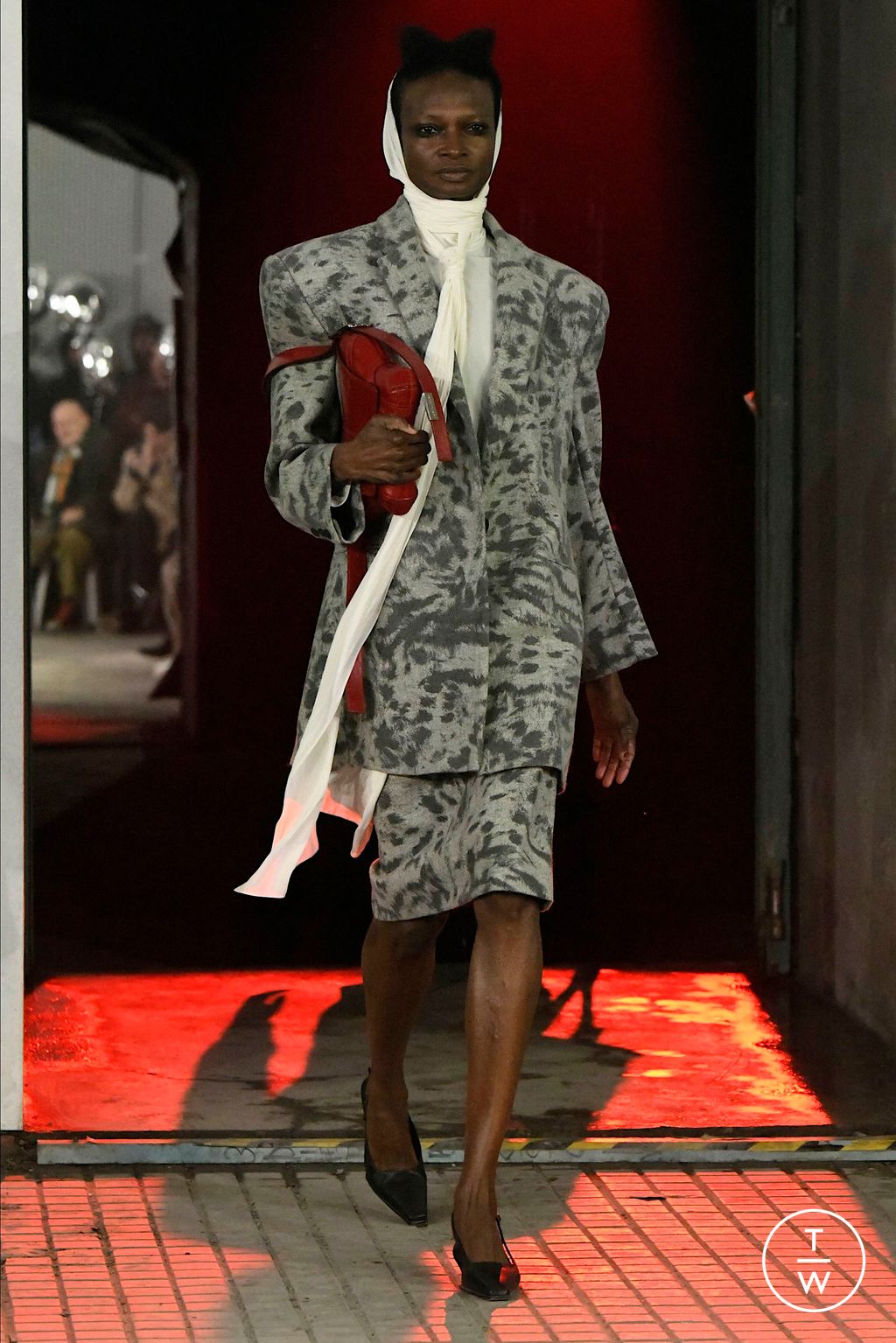Fashion Week Milan Fall/Winter 2024 look 14 from the Jordanluca collection 男装