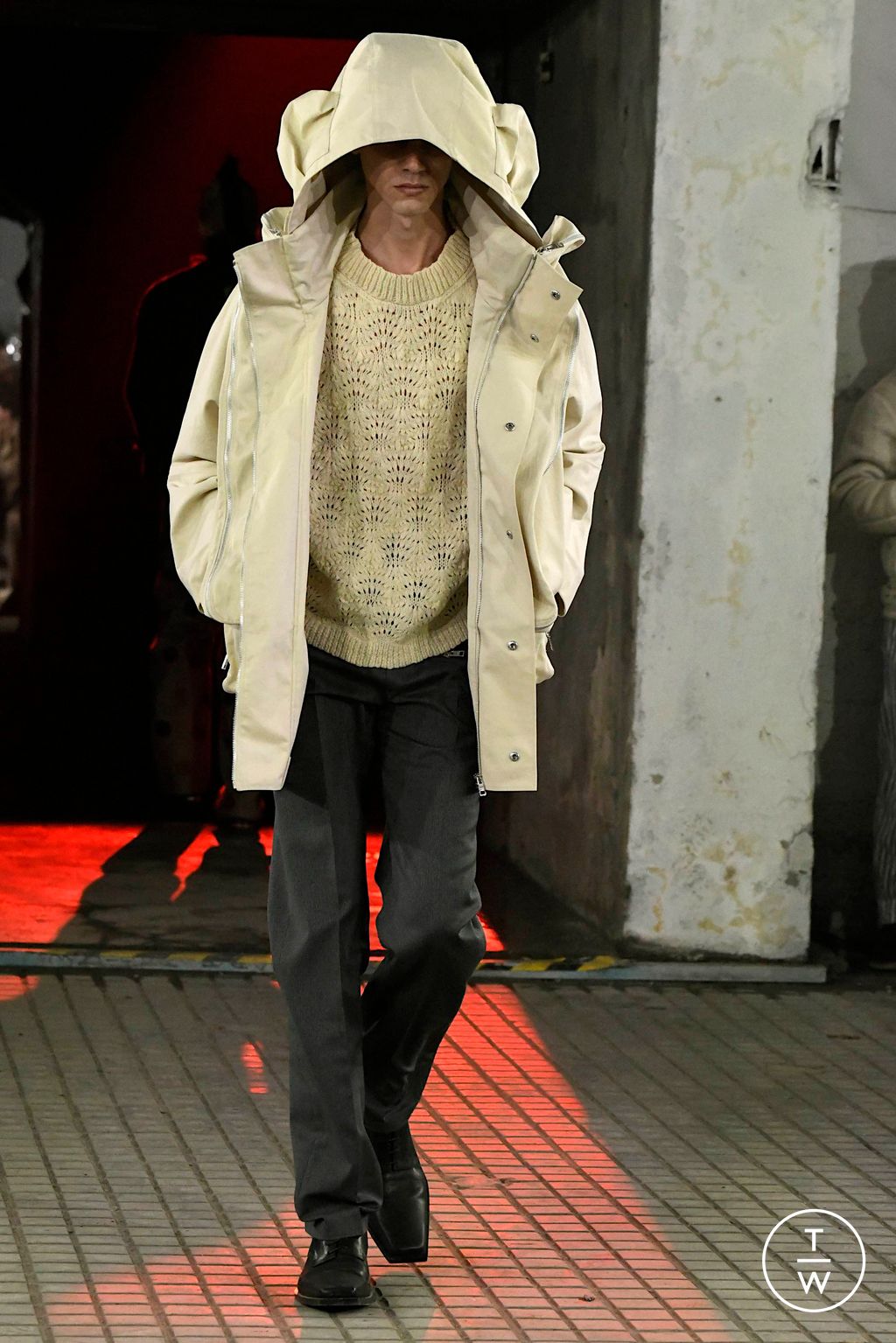 Fashion Week Milan Fall/Winter 2024 look 46 de la collection Jordanluca menswear