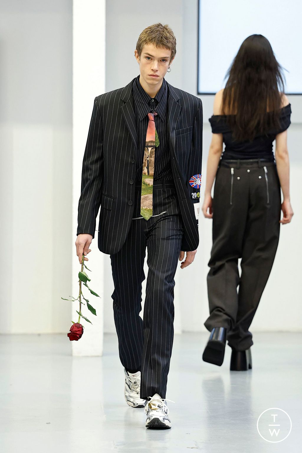 Fashion Week Milan Fall/Winter 2025 look 35 from the Jordanluca collection menswear
