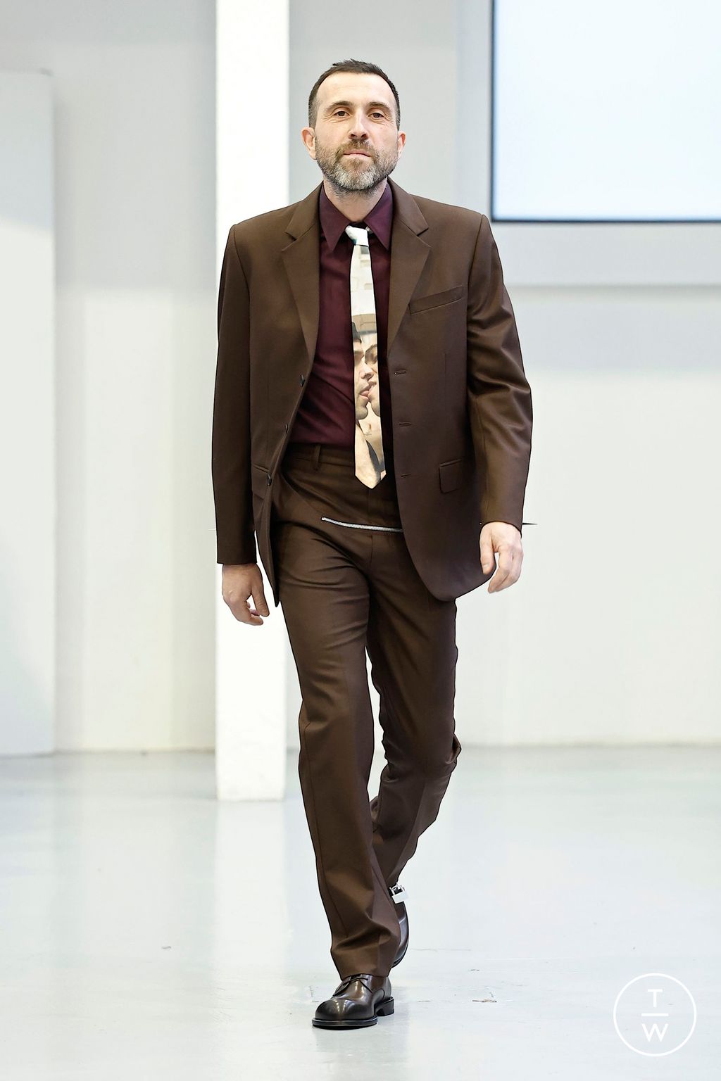 Fashion Week Milan Fall/Winter 2025 look 39 from the Jordanluca collection 男装