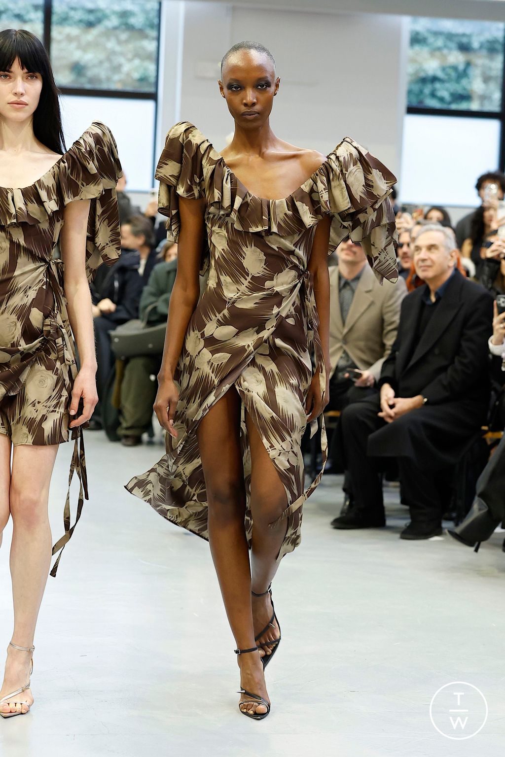 Fashion Week Milan Fall/Winter 2025 look 43 from the Jordanluca collection menswear