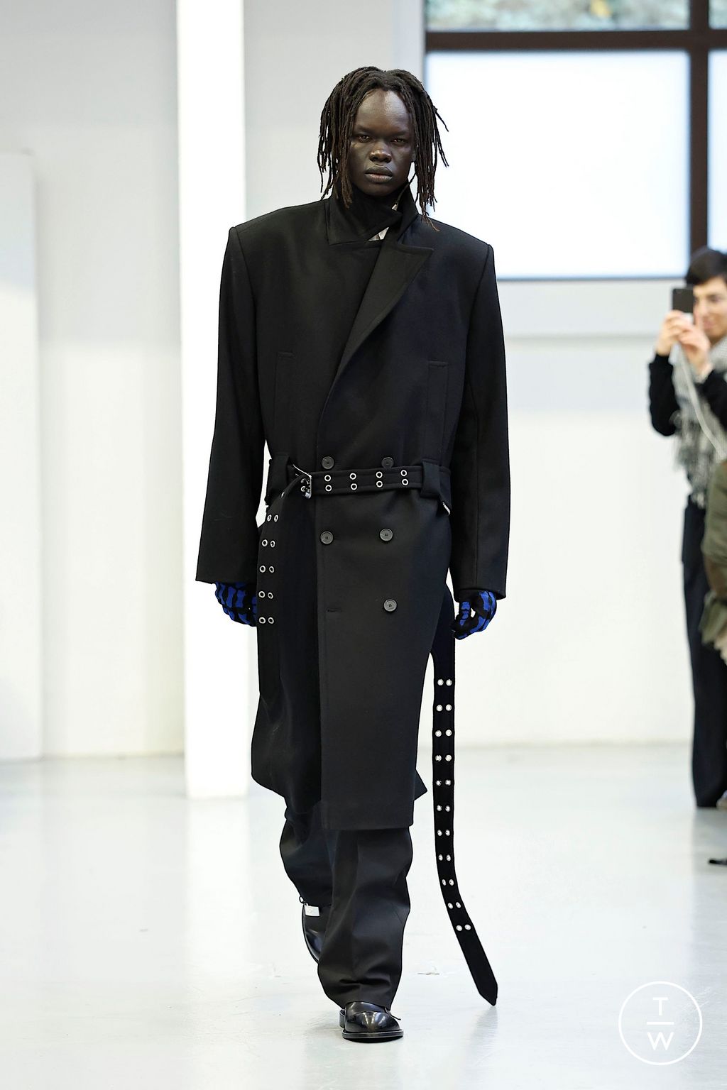 Fashion Week Milan Fall/Winter 2025 look 47 de la collection Jordanluca menswear