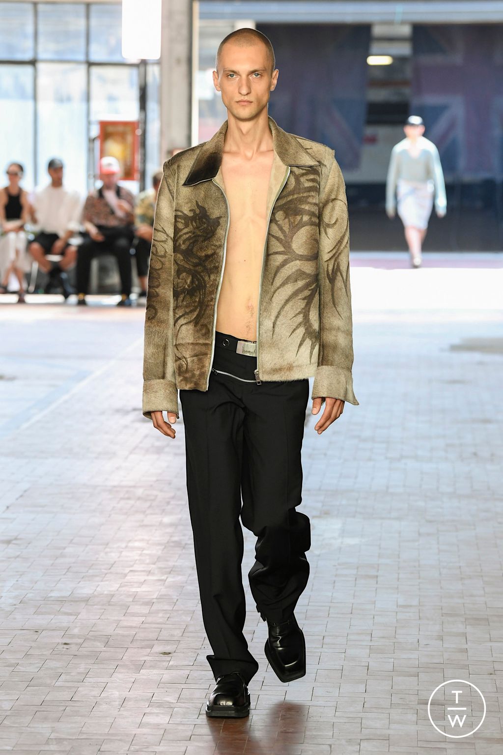 Fashion Week Milan Spring/Summer 2023 look 15 from the Jordanluca collection 男装