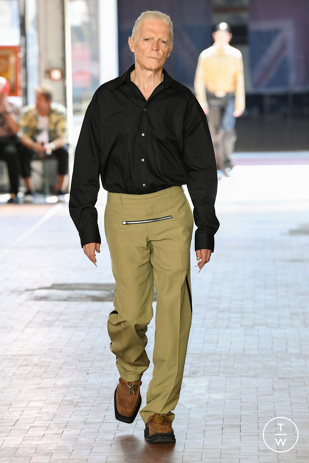Fashion Week Milan Spring/Summer 2023 look 21 from the Jordanluca collection 男装