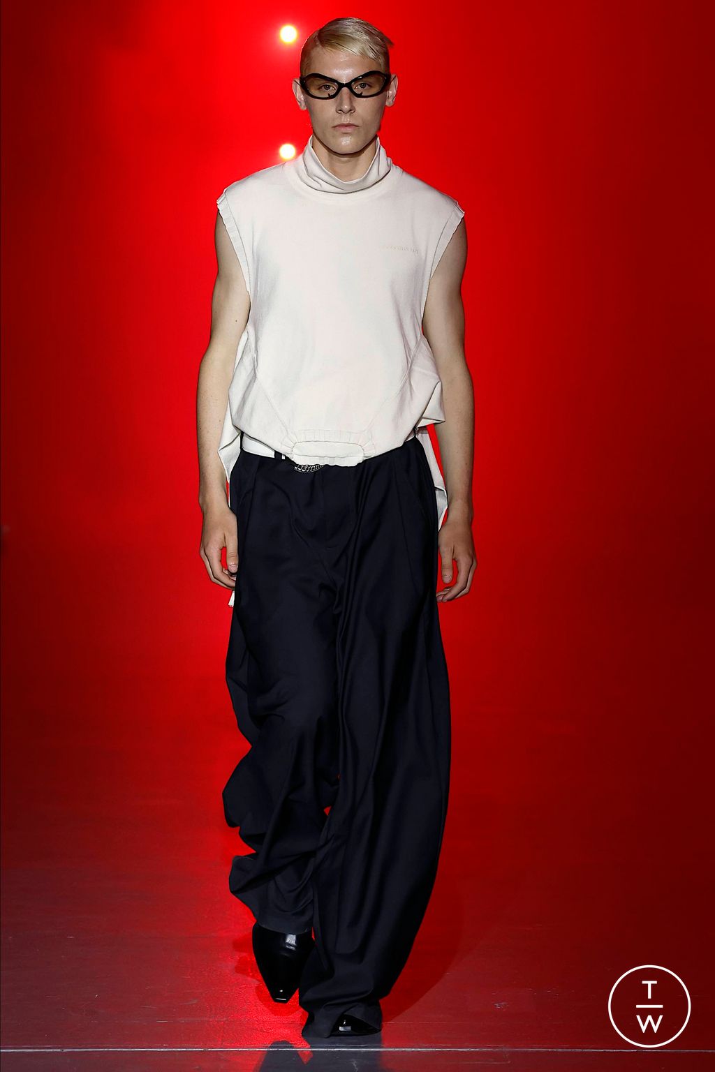 Fashion Week Milan Spring/Summer 2024 look 8 de la collection Jordanluca menswear